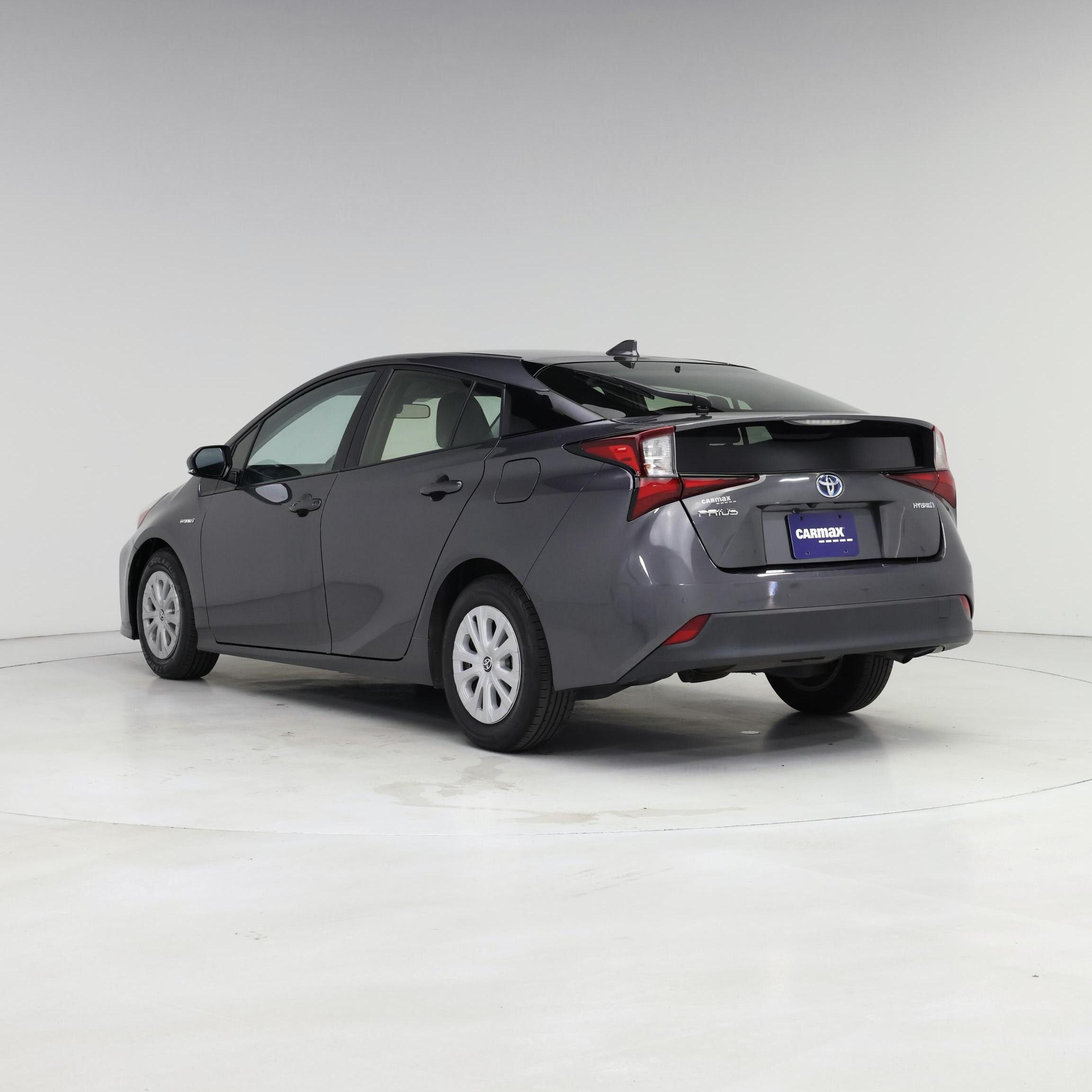 Thumbnail: 2019 Toyota Prius - 2