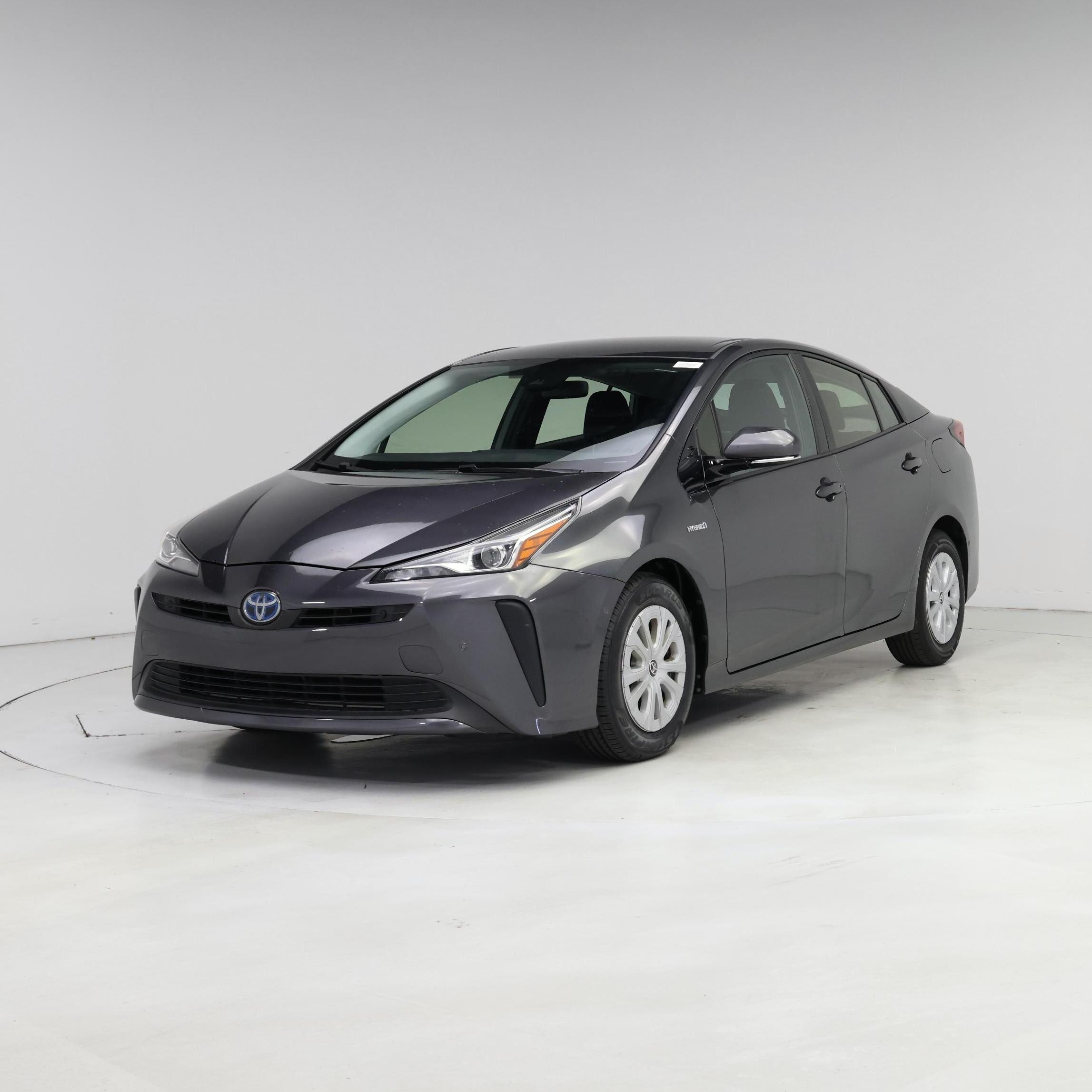 Thumbnail: 2019 Toyota Prius - 4