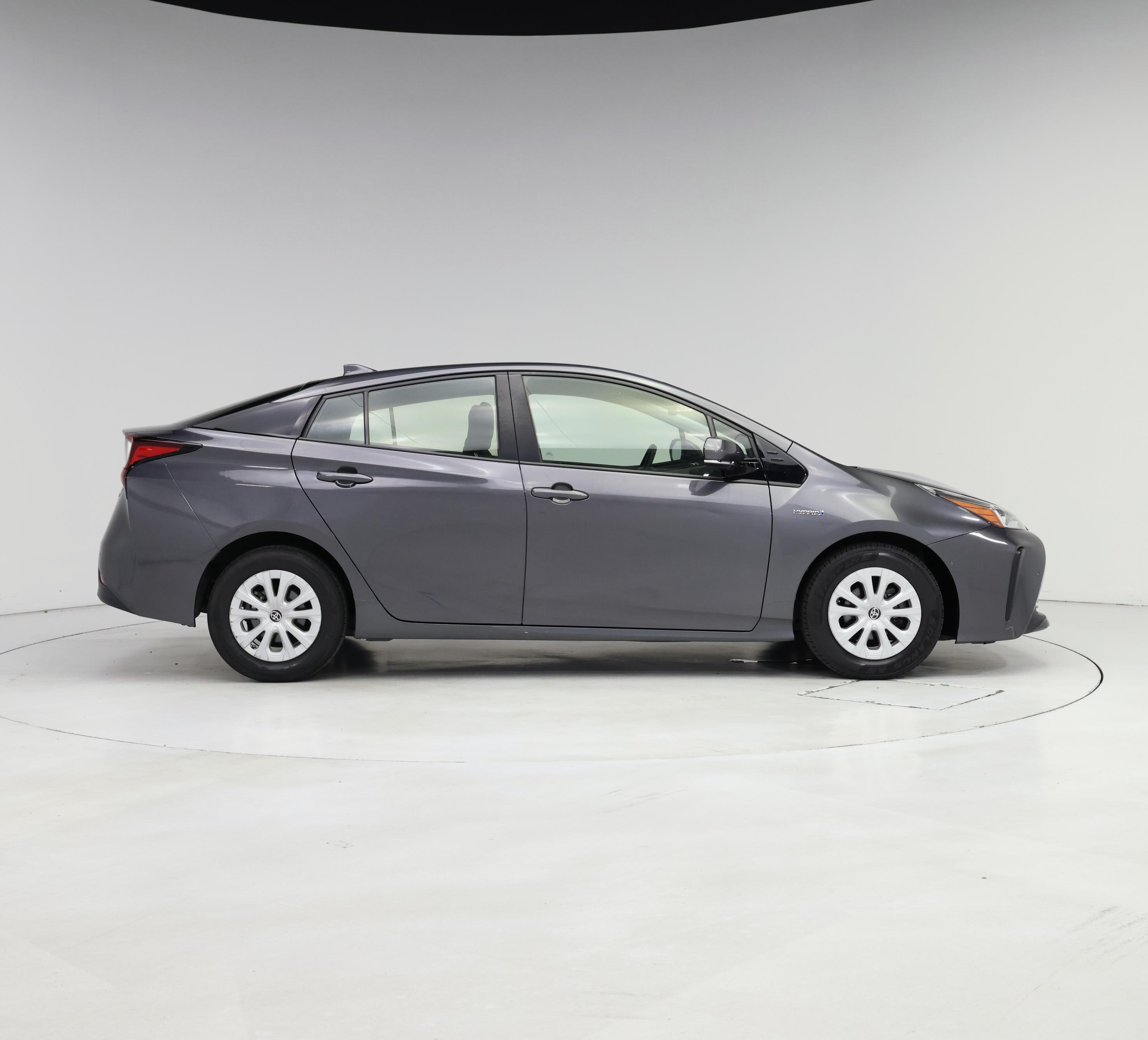 Thumbnail: 2019 Toyota Prius - 7