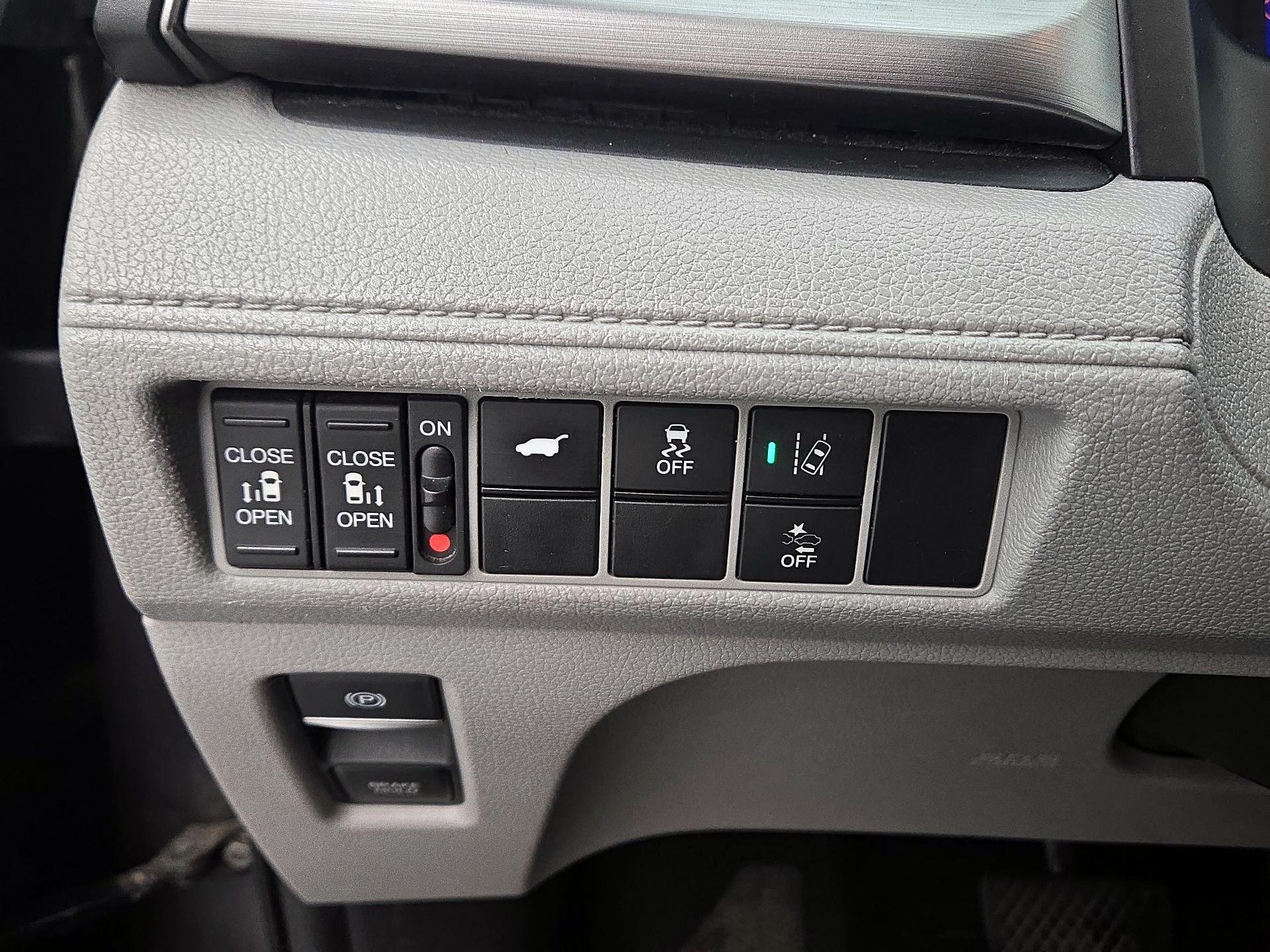 Thumbnail: 2019 Honda Odyssey - 13