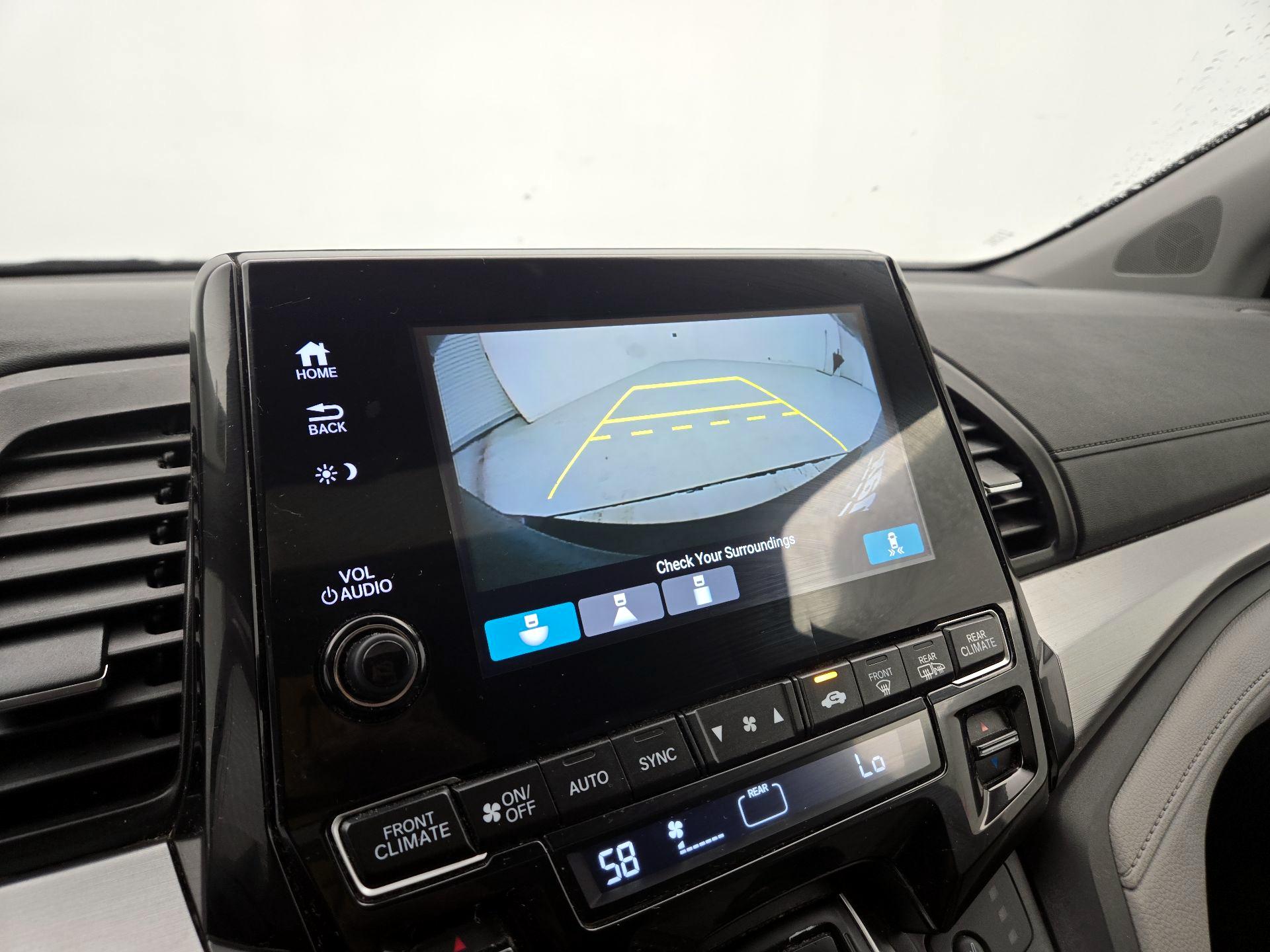 Thumbnail: 2019 Honda Odyssey - 14