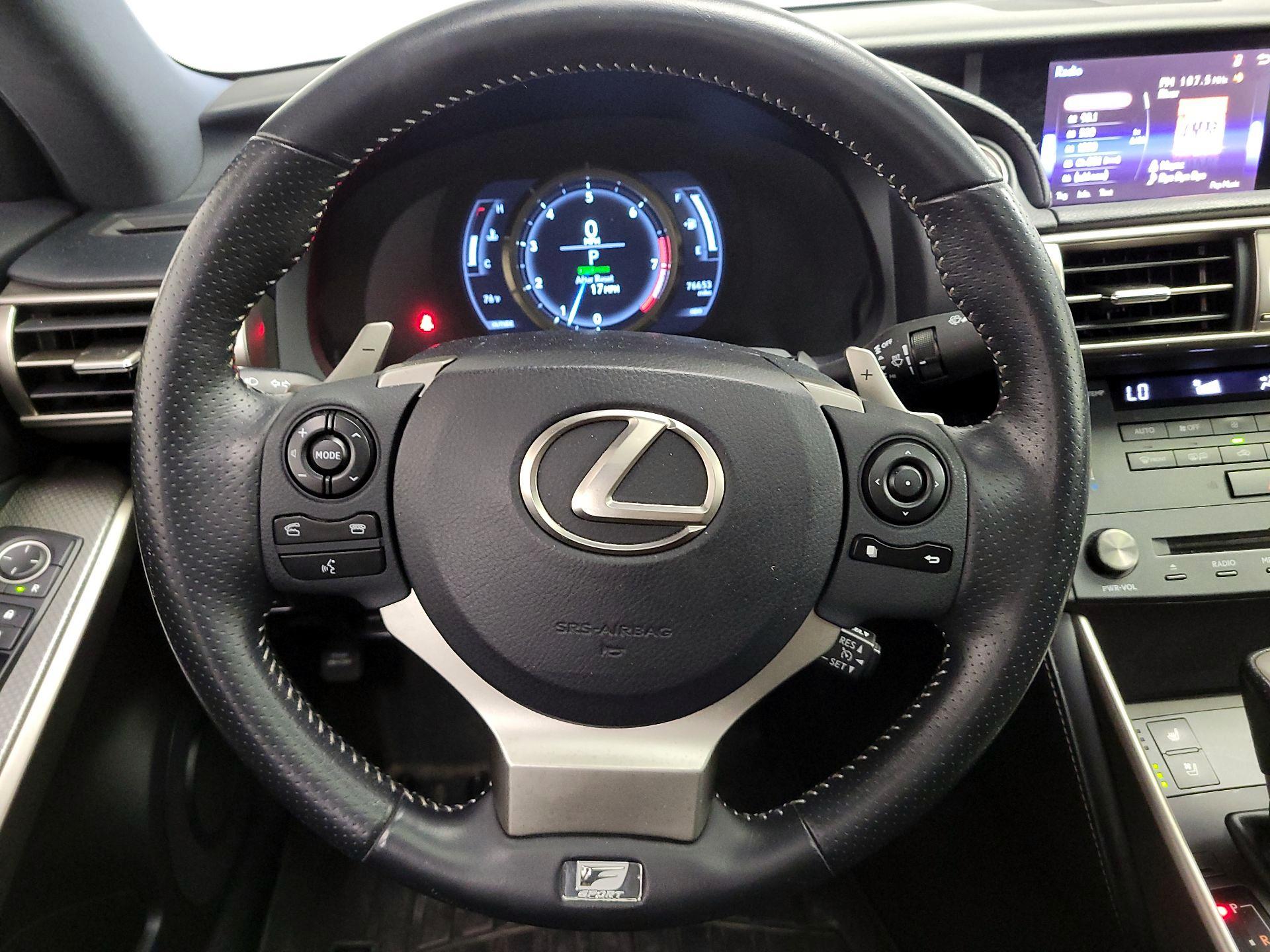 Thumbnail: 2015 Lexus IS - 10
