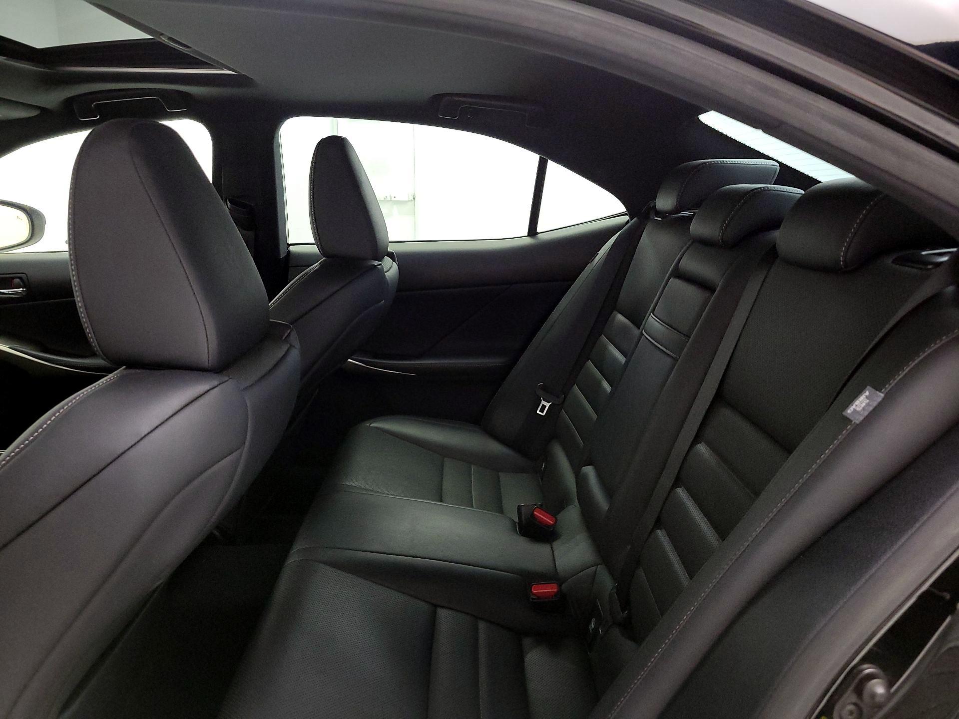 Thumbnail: 2015 Lexus IS - 20