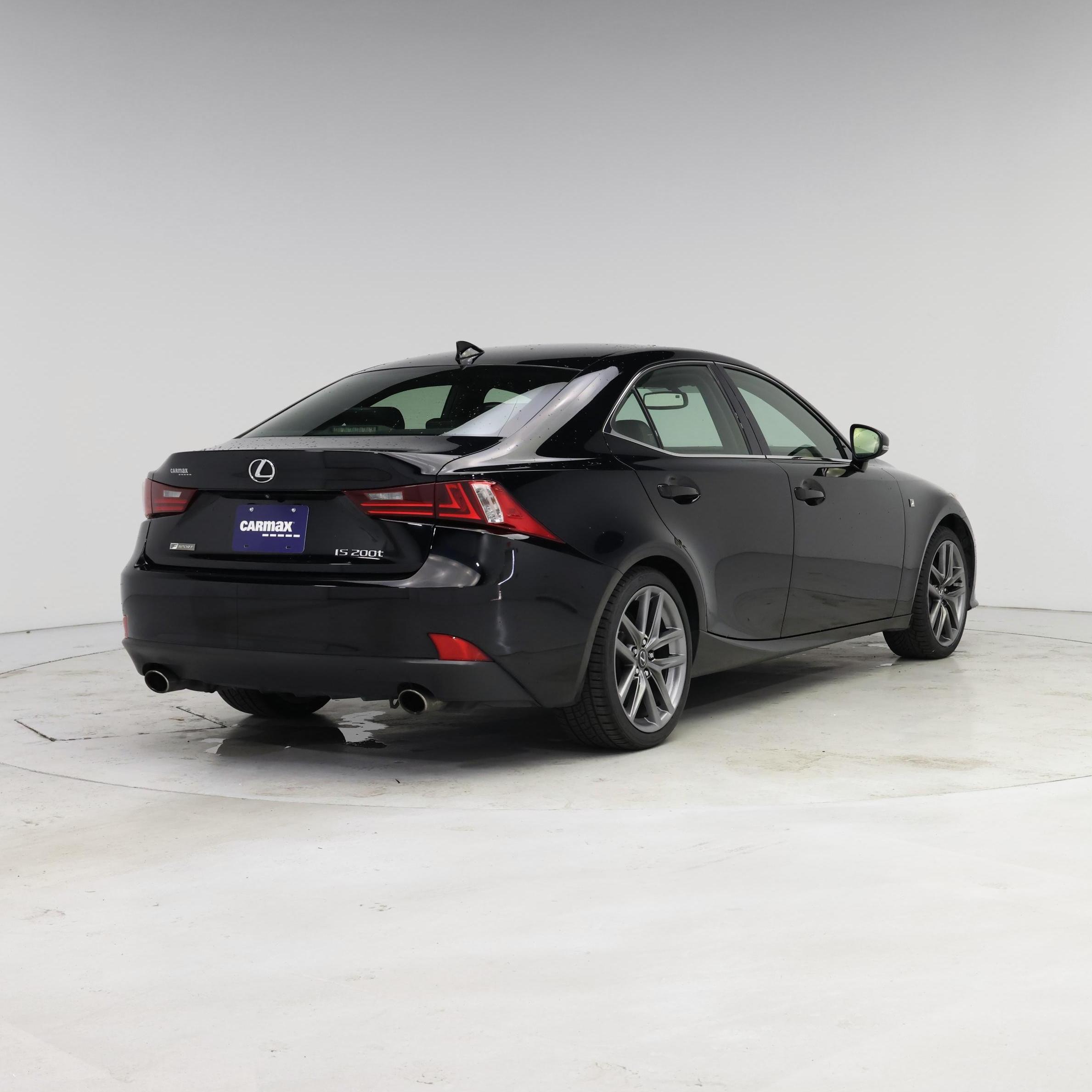 Thumbnail: 2016 Lexus IS - 8