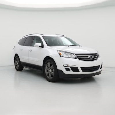 White 2017 Chevrolet Traverse LT