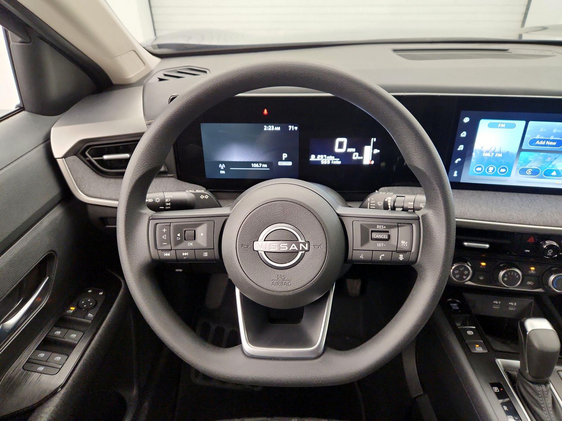 Thumbnail: 2025 Nissan Kicks - 10