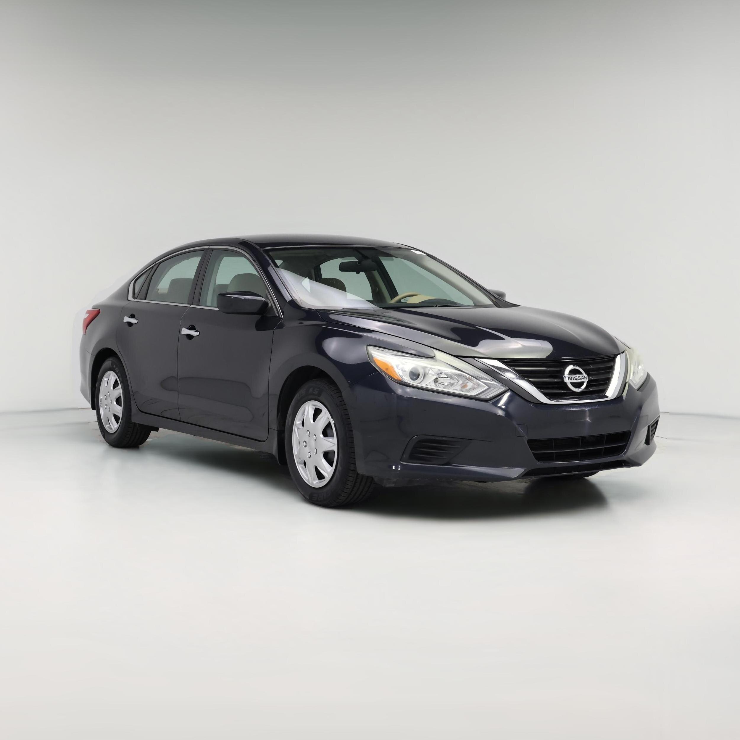 Thumbnail: 2016 Nissan Altima - 1