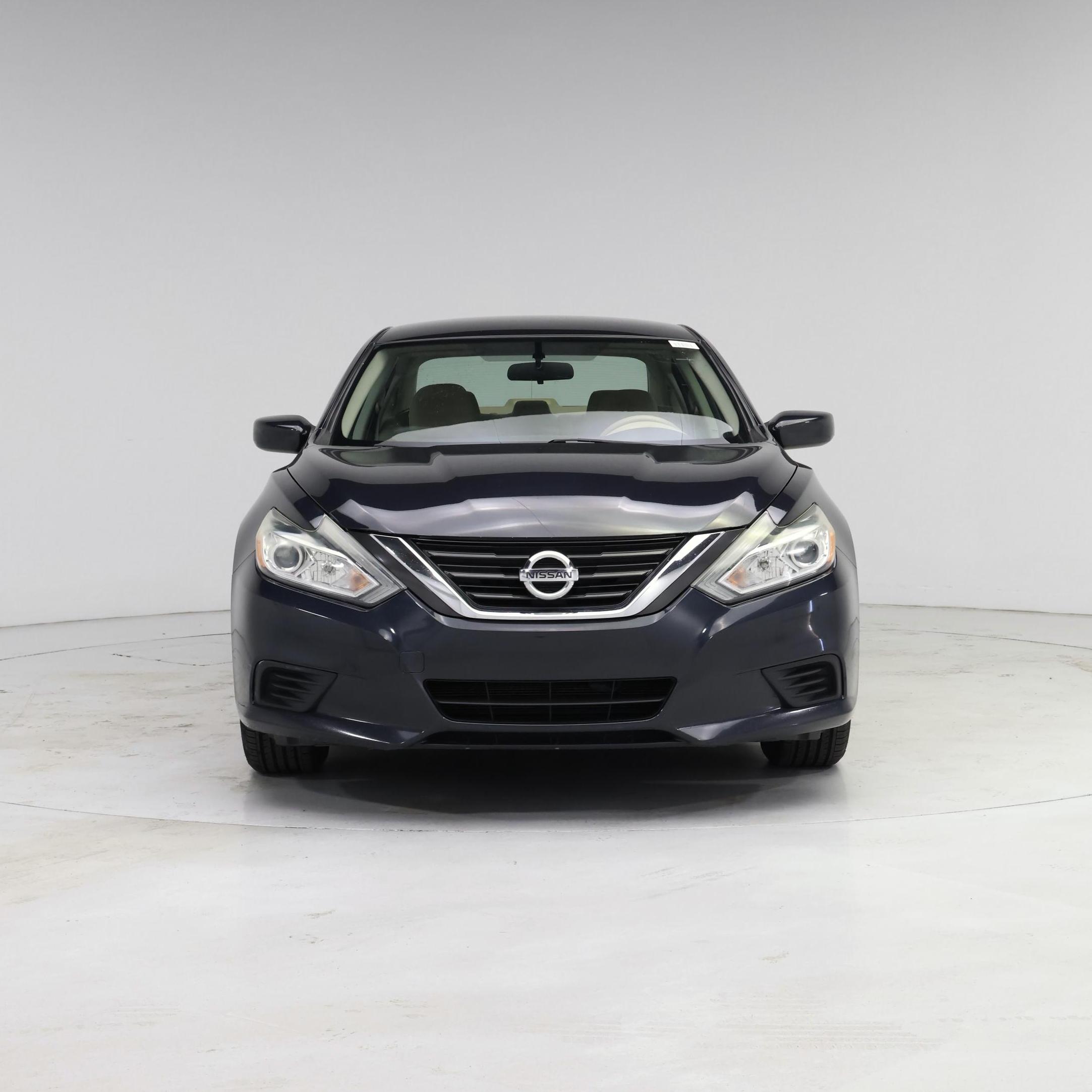 Thumbnail: 2016 Nissan Altima - 5