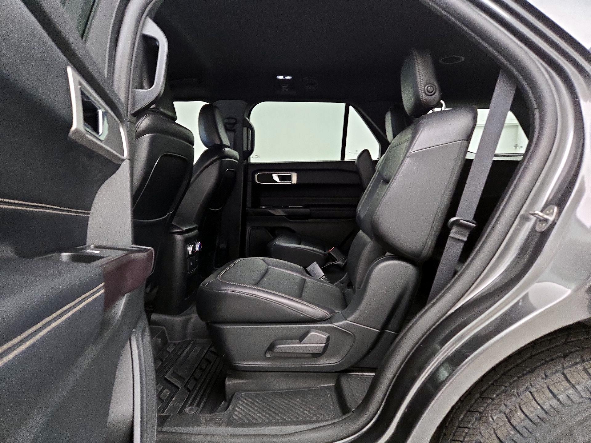 Thumbnail: 2020 Ford Explorer - 19