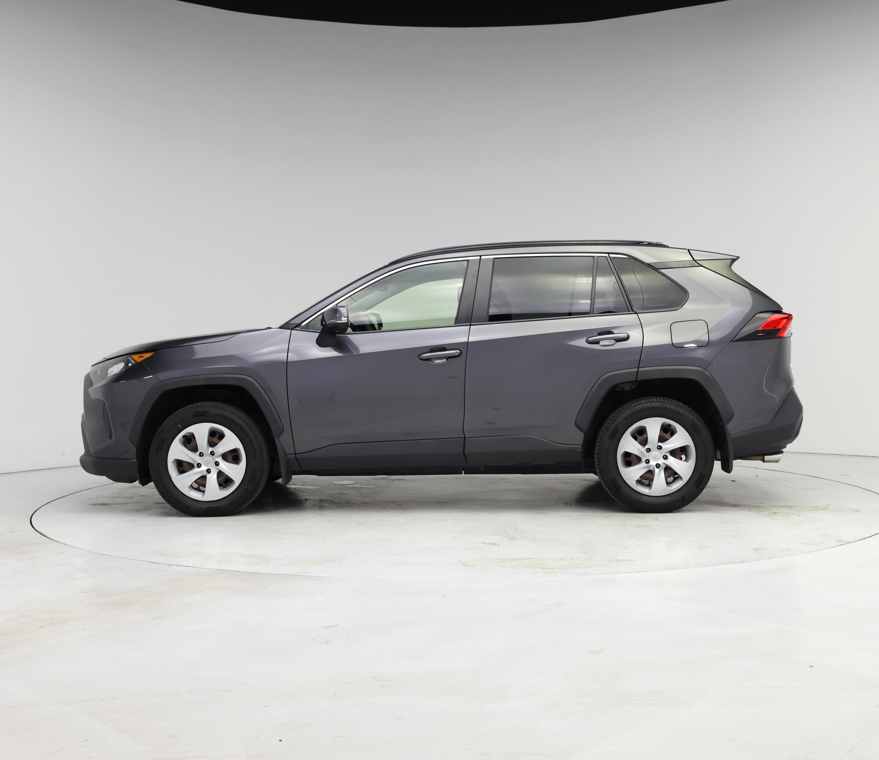 Thumbnail: 2019 Toyota RAV4 - 3