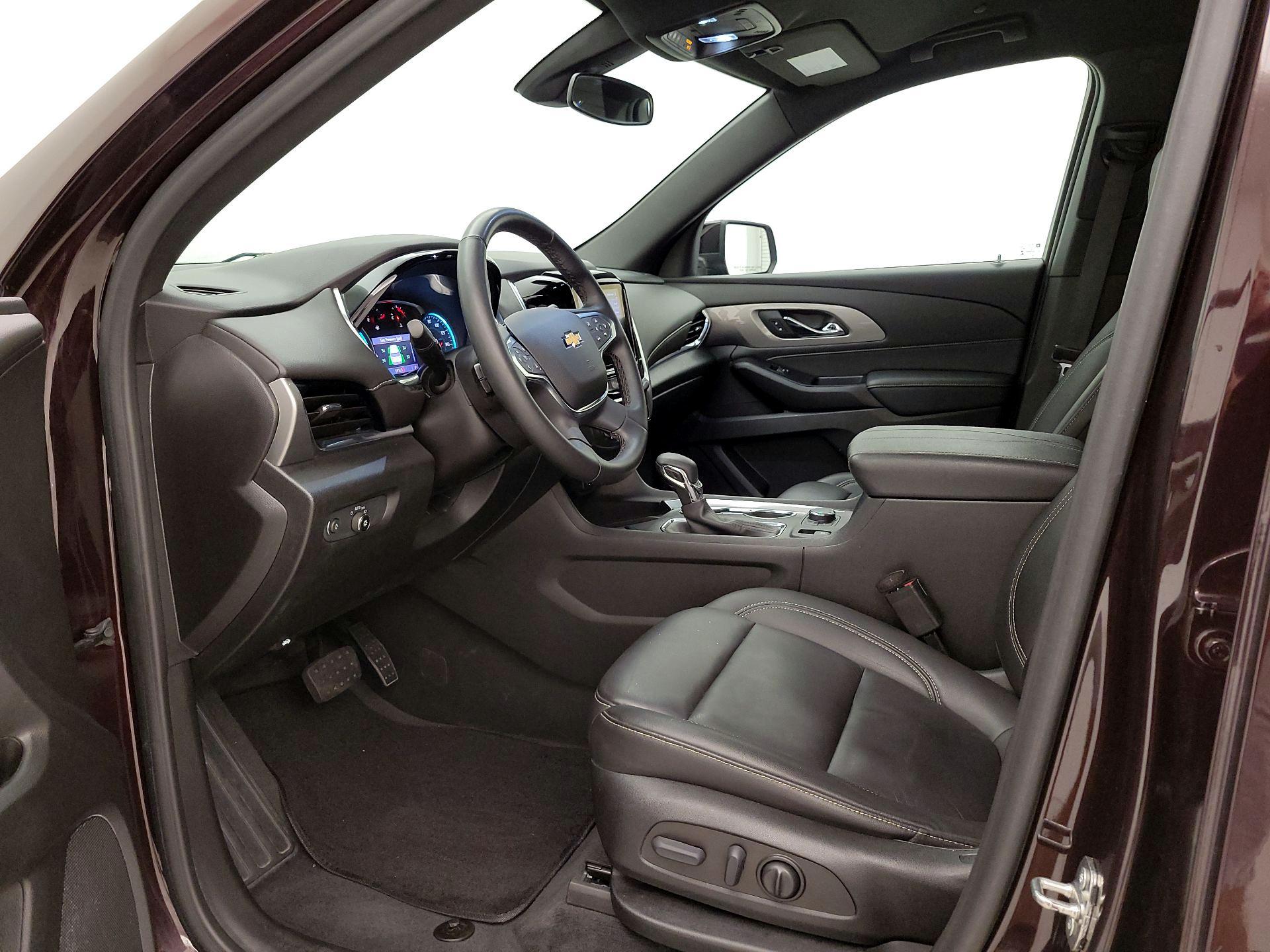 Thumbnail: 2023 Chevrolet Traverse - 11