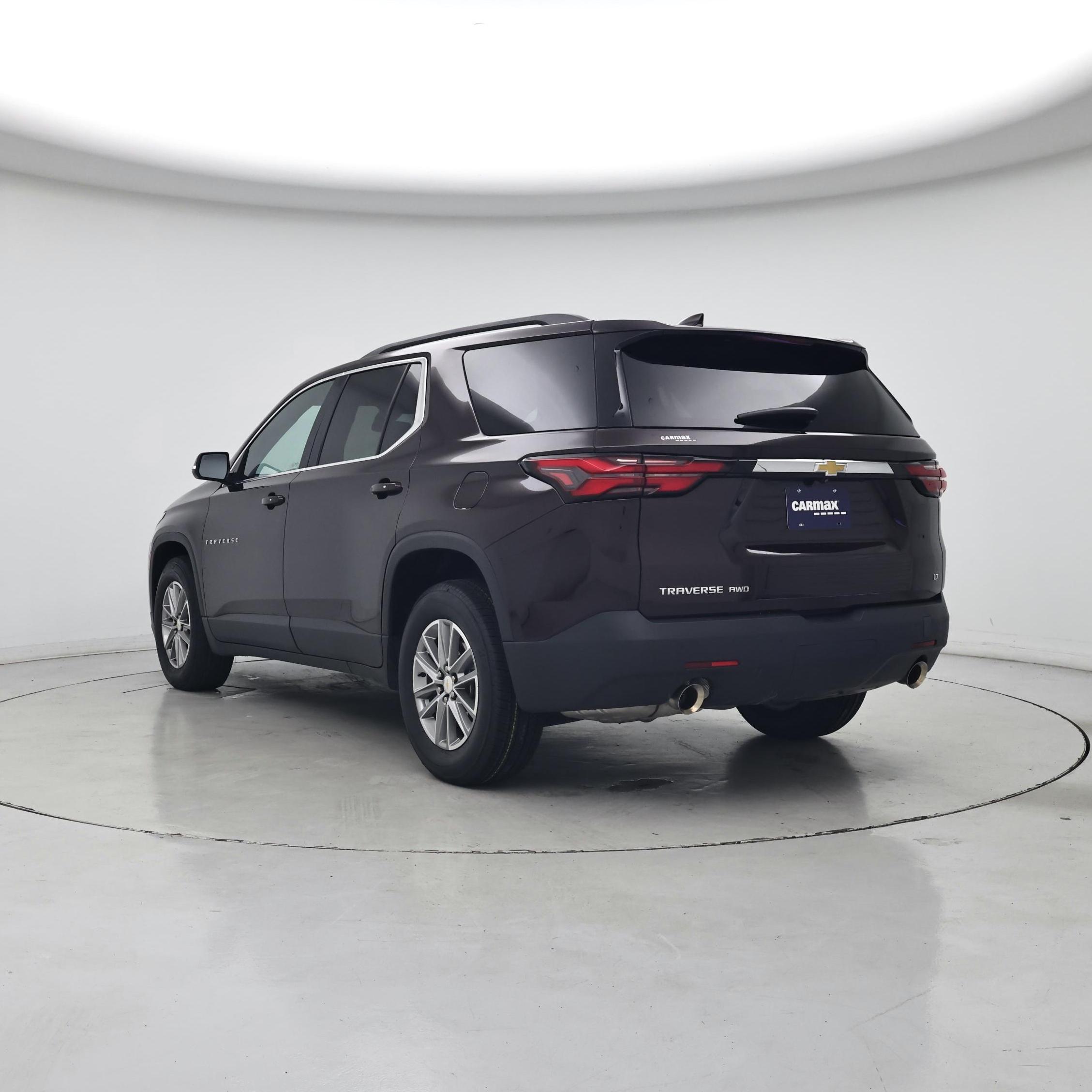 Thumbnail: 2023 Chevrolet Traverse - 2