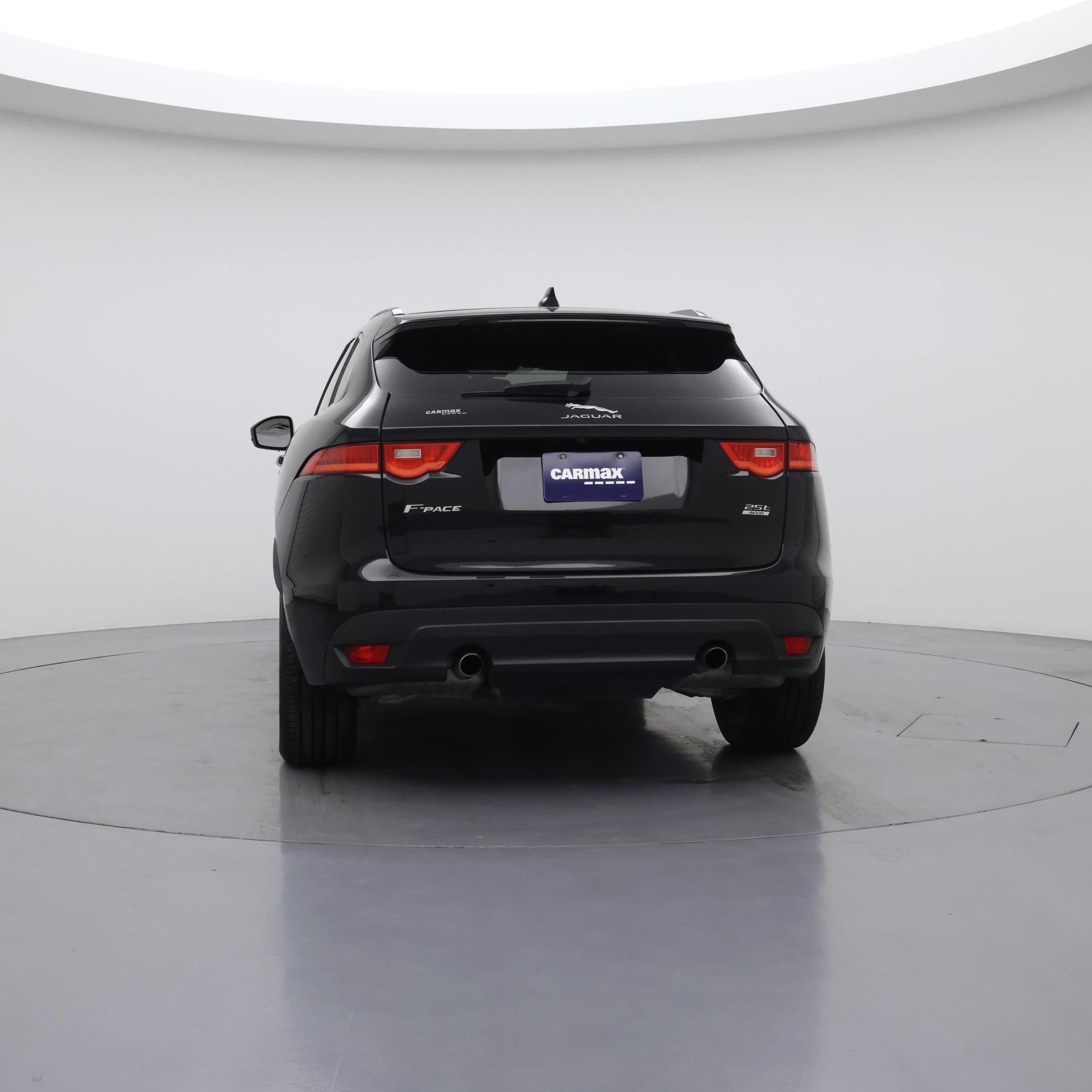 Thumbnail: 2018 Jaguar F-Pace - 6