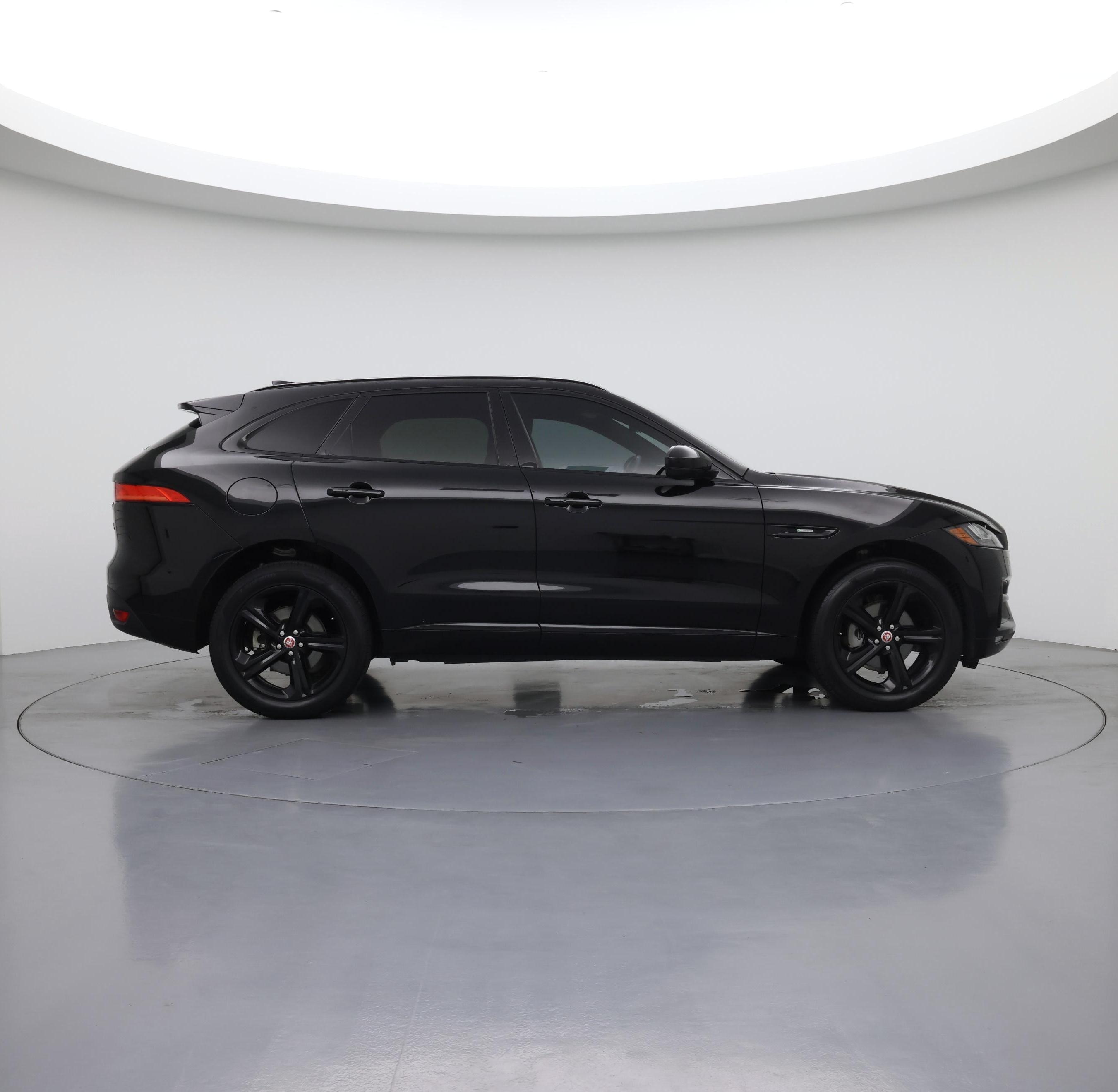 Thumbnail: 2018 Jaguar F-Pace - 7