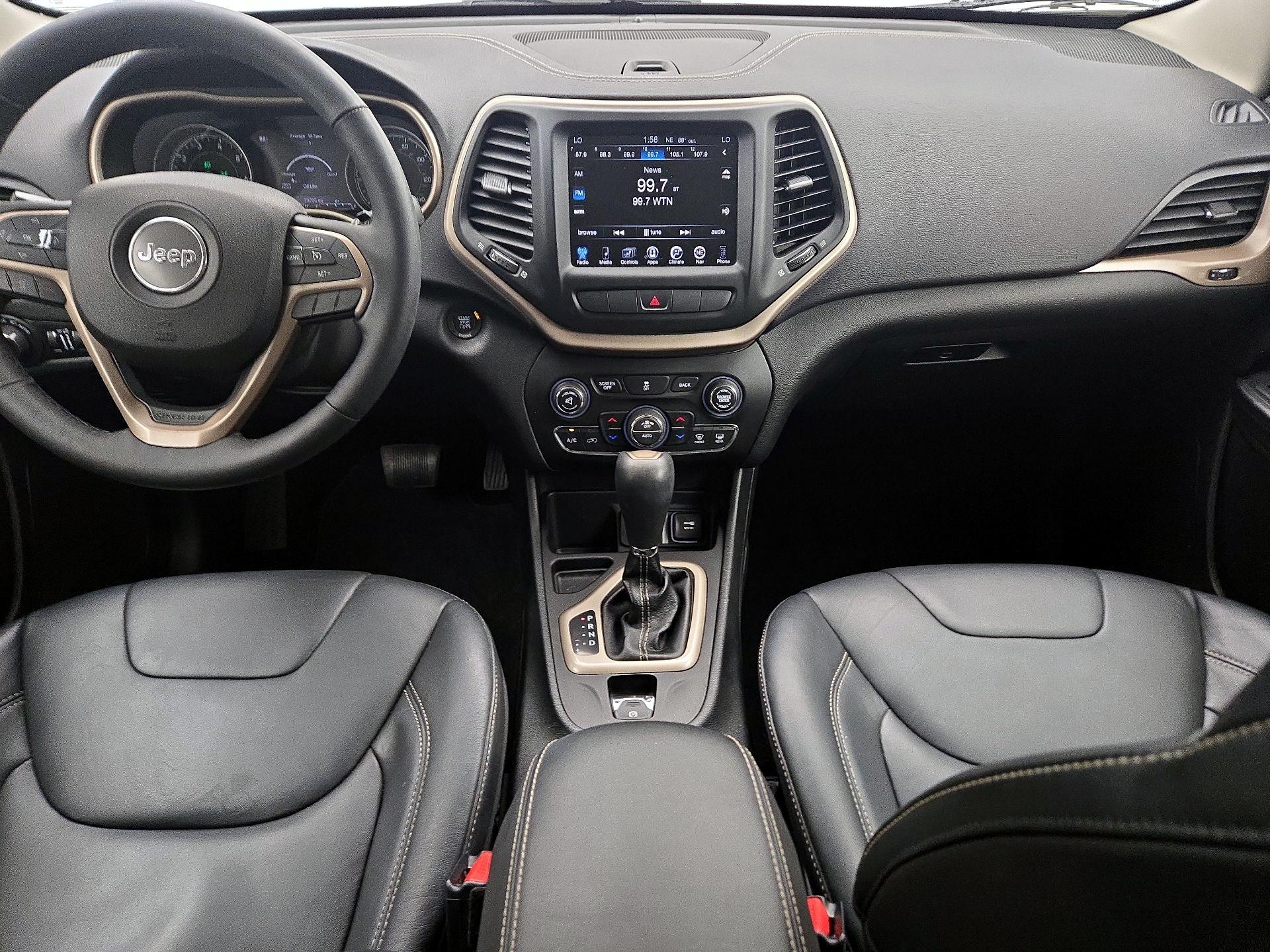 Thumbnail: 2015 Jeep Cherokee - 9