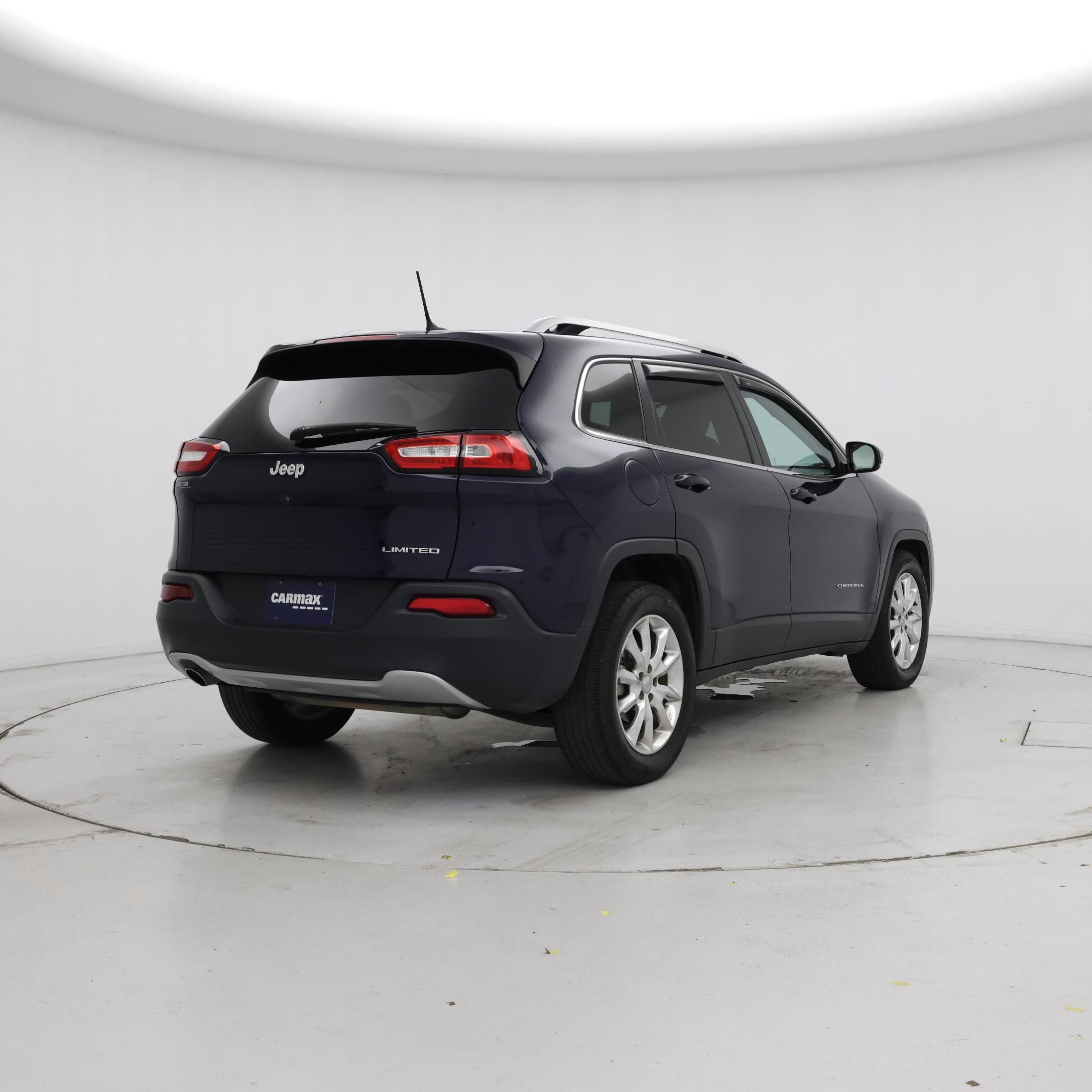 Thumbnail: 2015 Jeep Cherokee - 8
