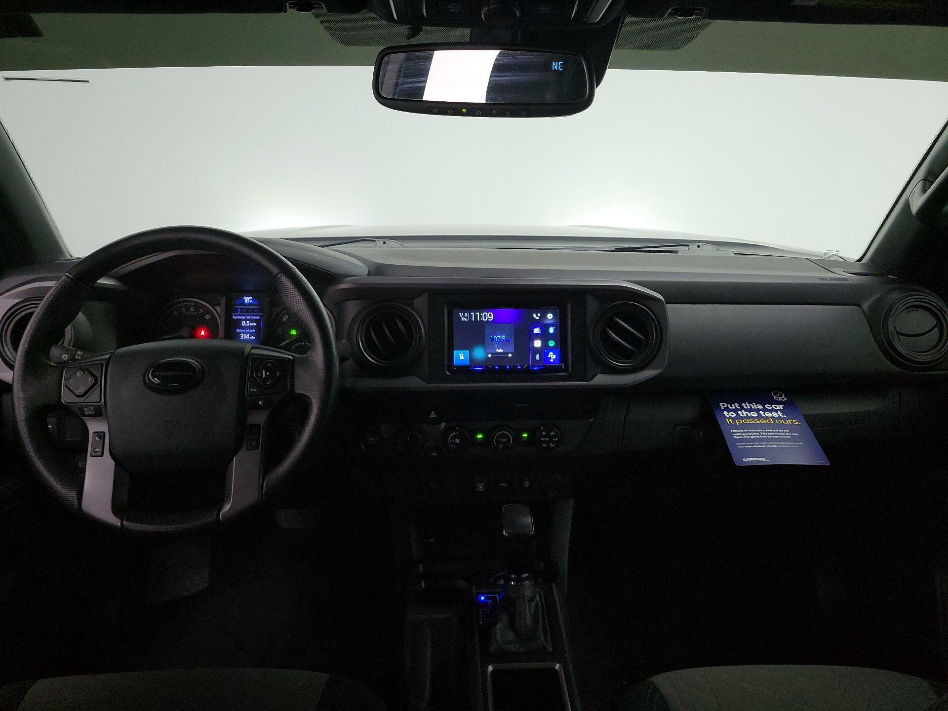 Thumbnail: 2020 Toyota Tacoma - 9
