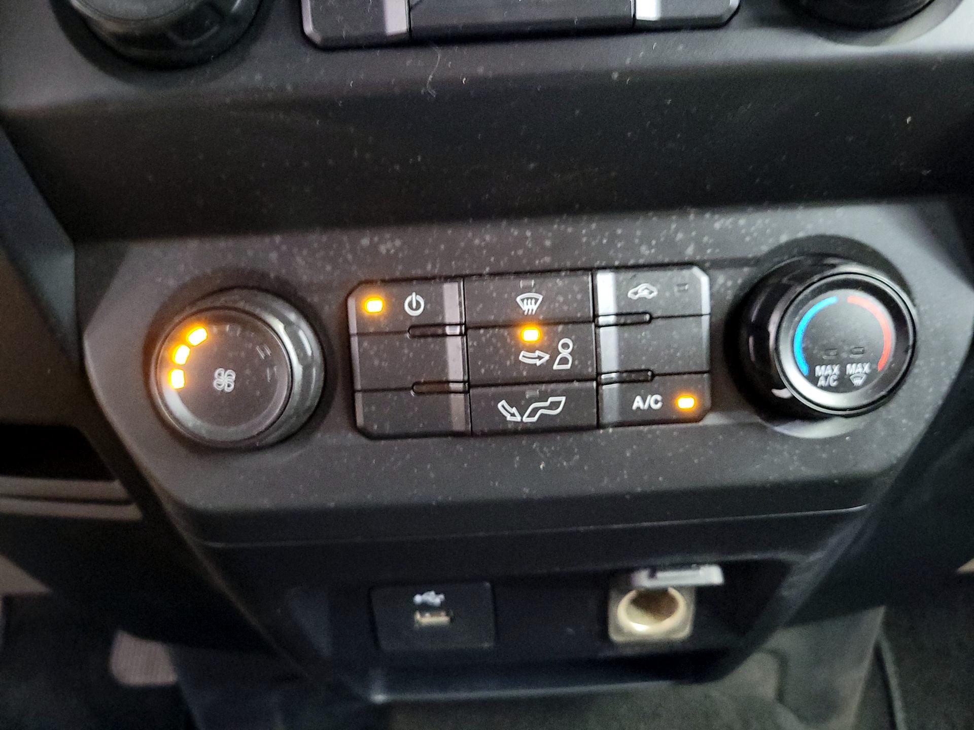 Thumbnail: 2019 Ford F-150 - 16