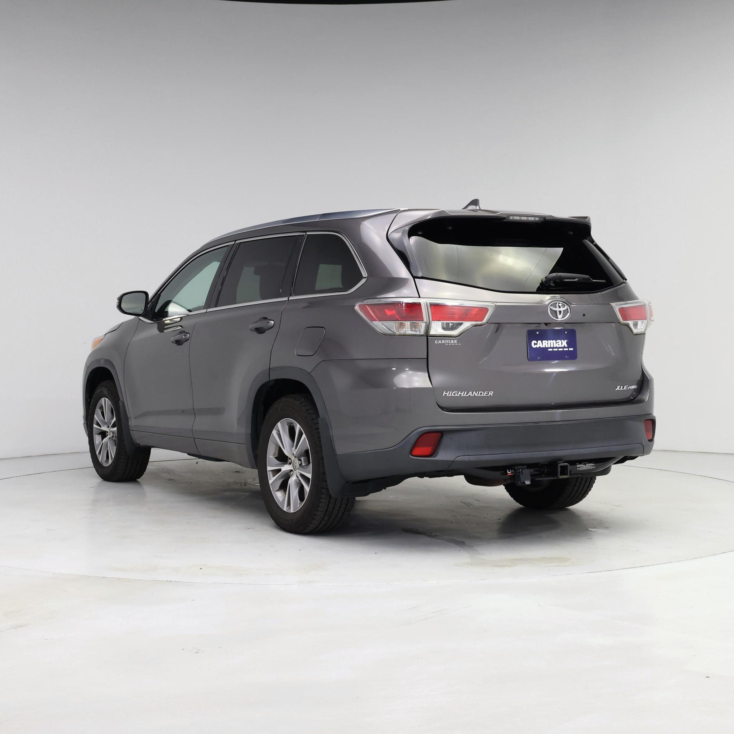 Thumbnail: 2014 Toyota Highlander - 2
