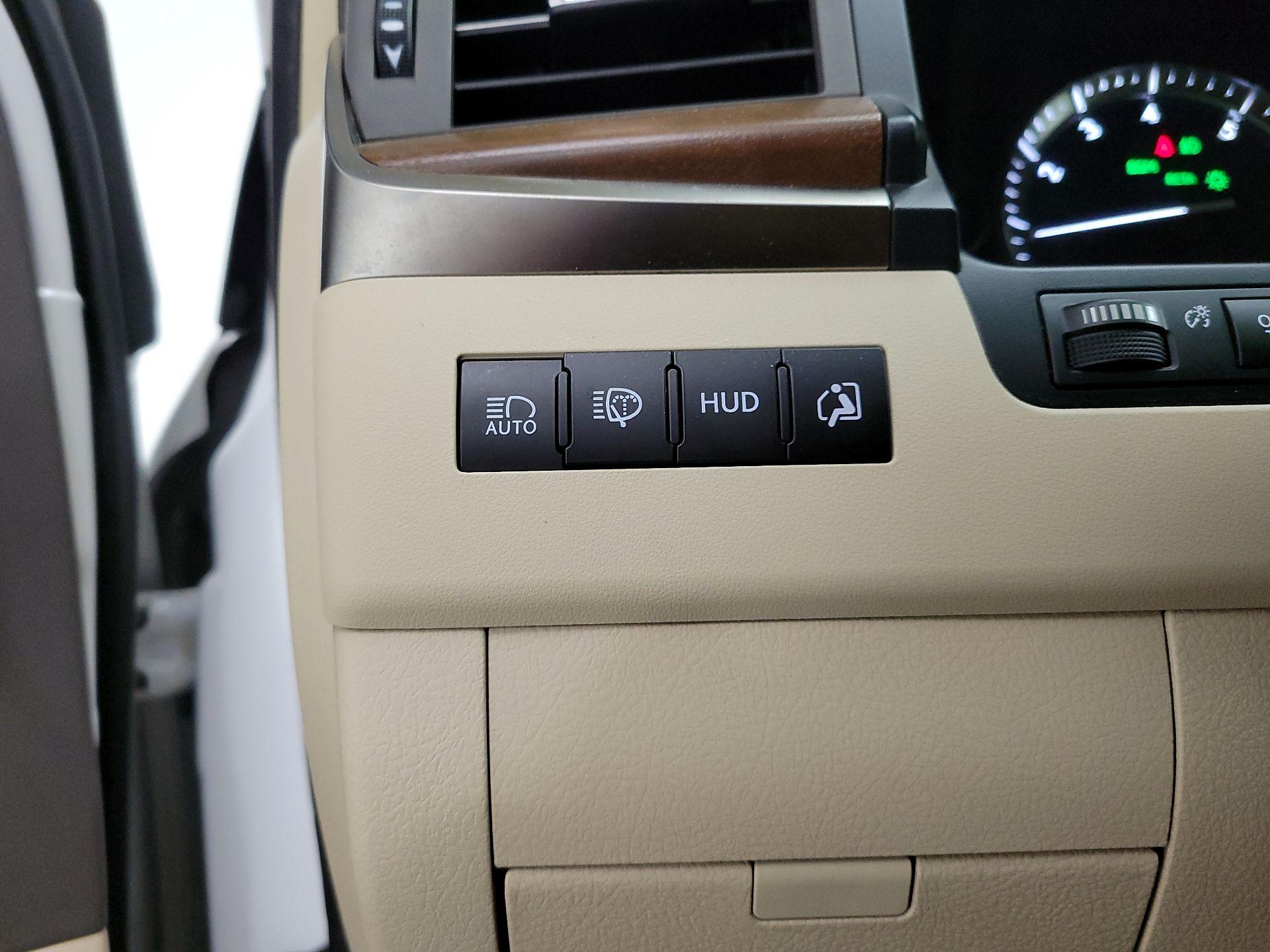 Thumbnail: 2018 Lexus LX - 13