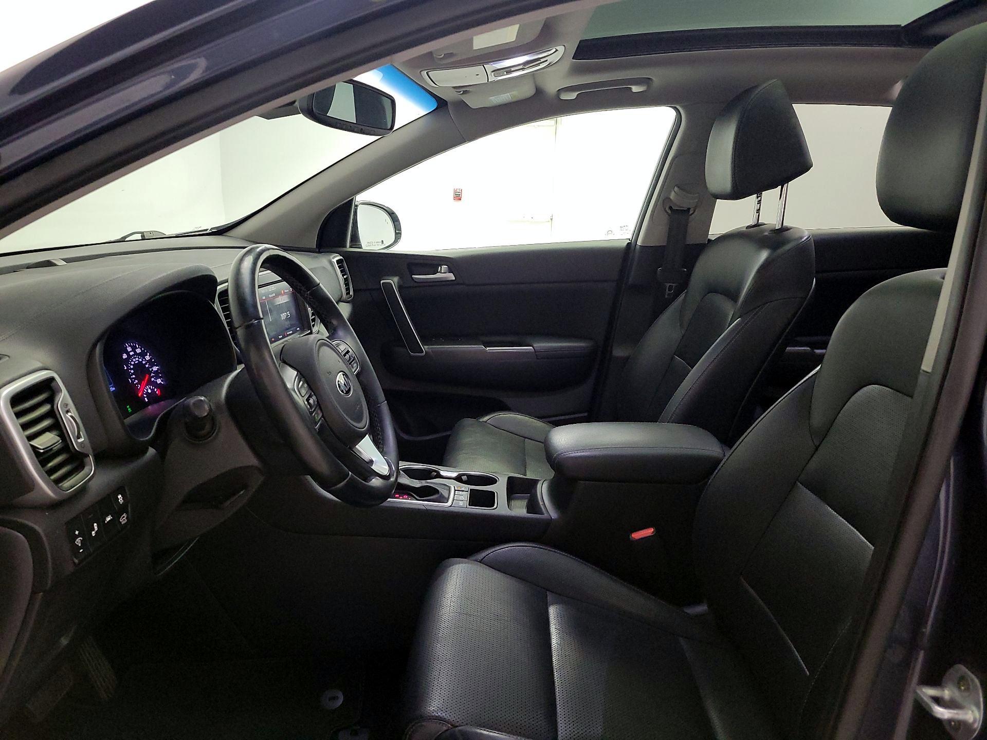 Thumbnail: 2017 Kia Sportage - 11
