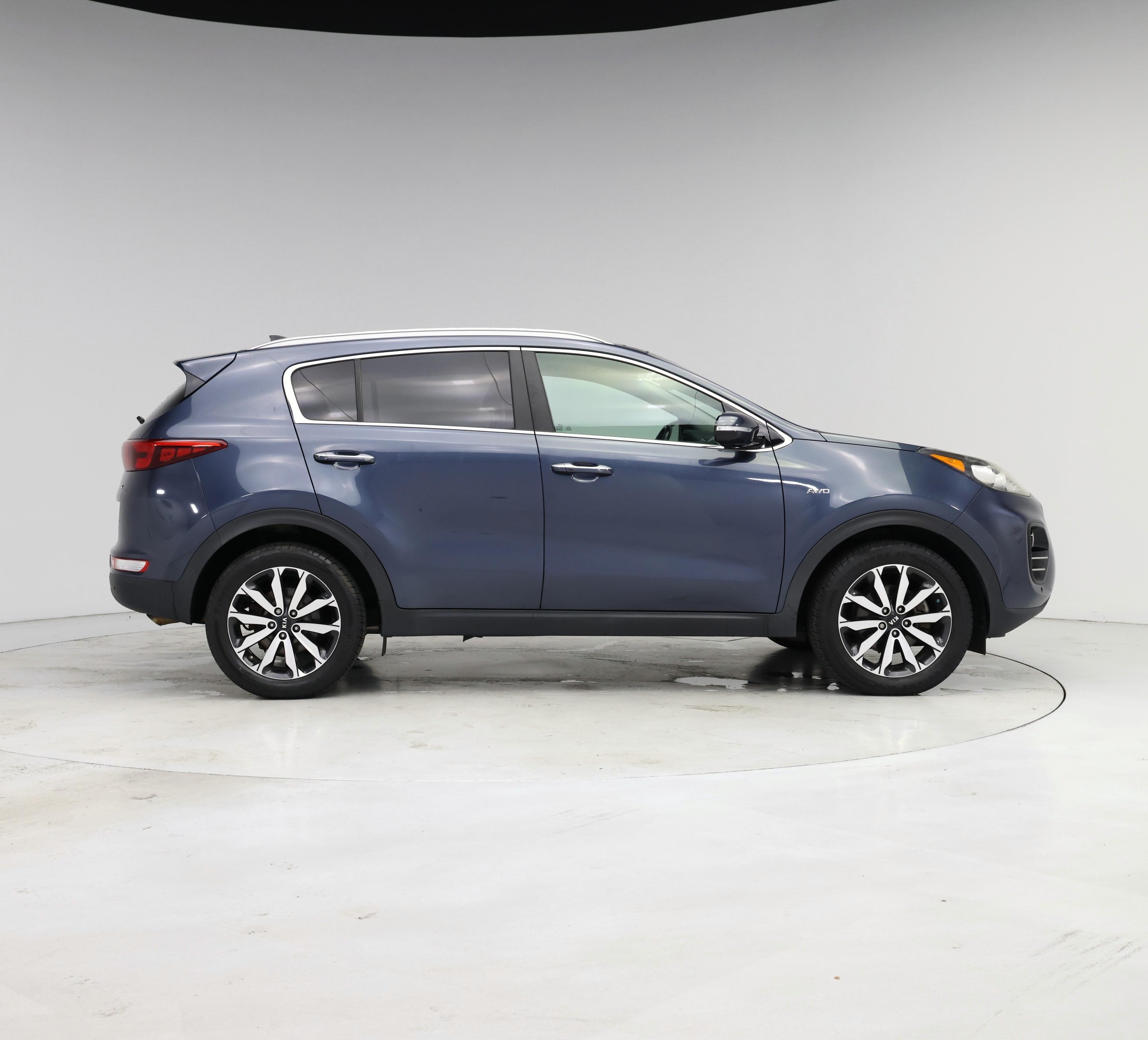 Thumbnail: 2017 Kia Sportage - 7