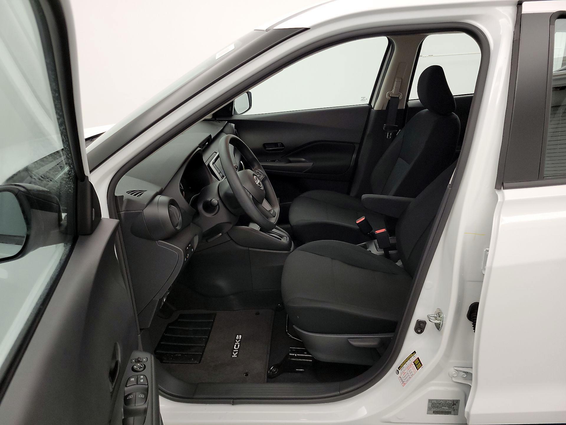 Thumbnail: 2025 Nissan Kicks - 11