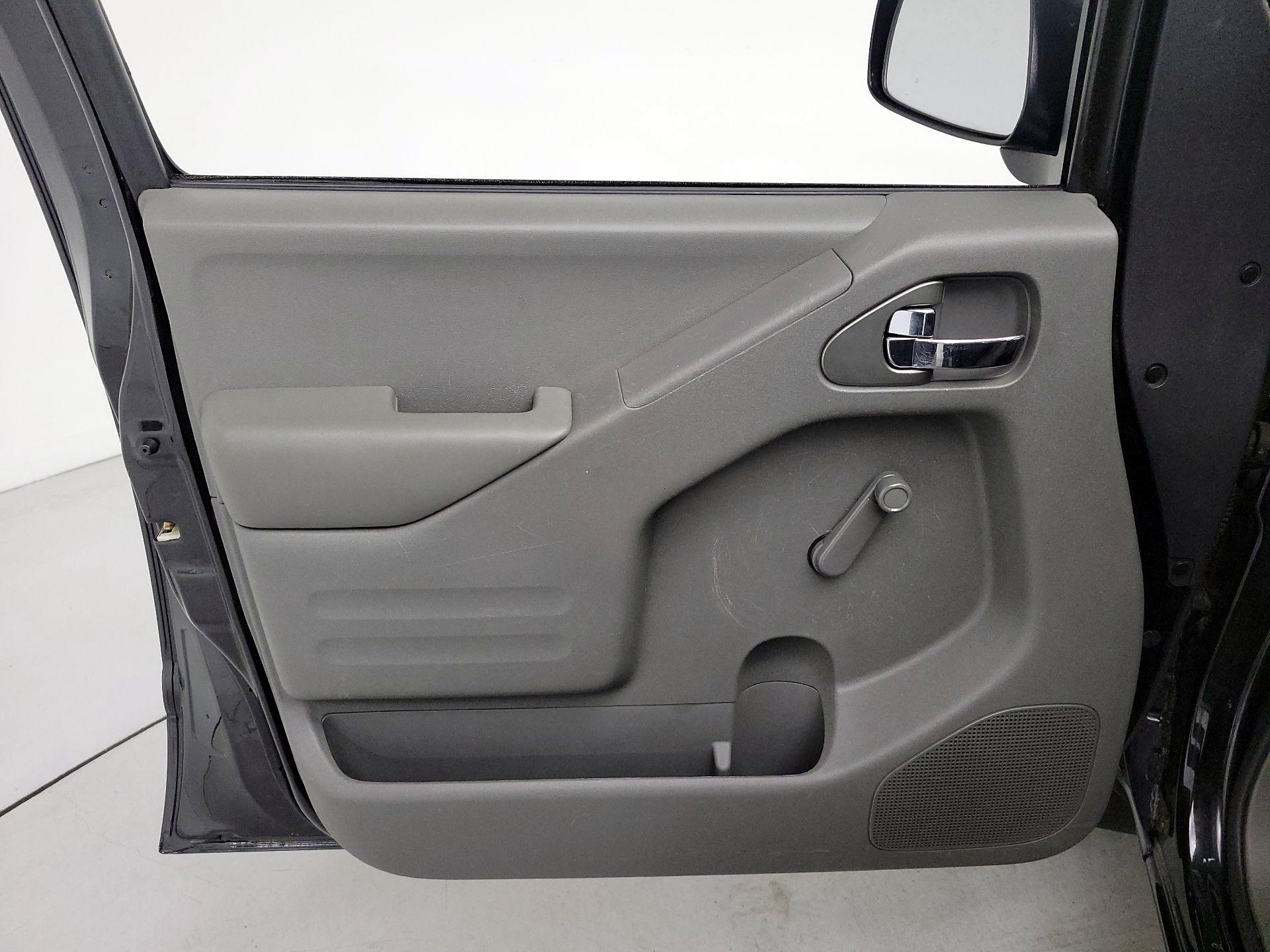 Thumbnail: 2019 Nissan Frontier - 12