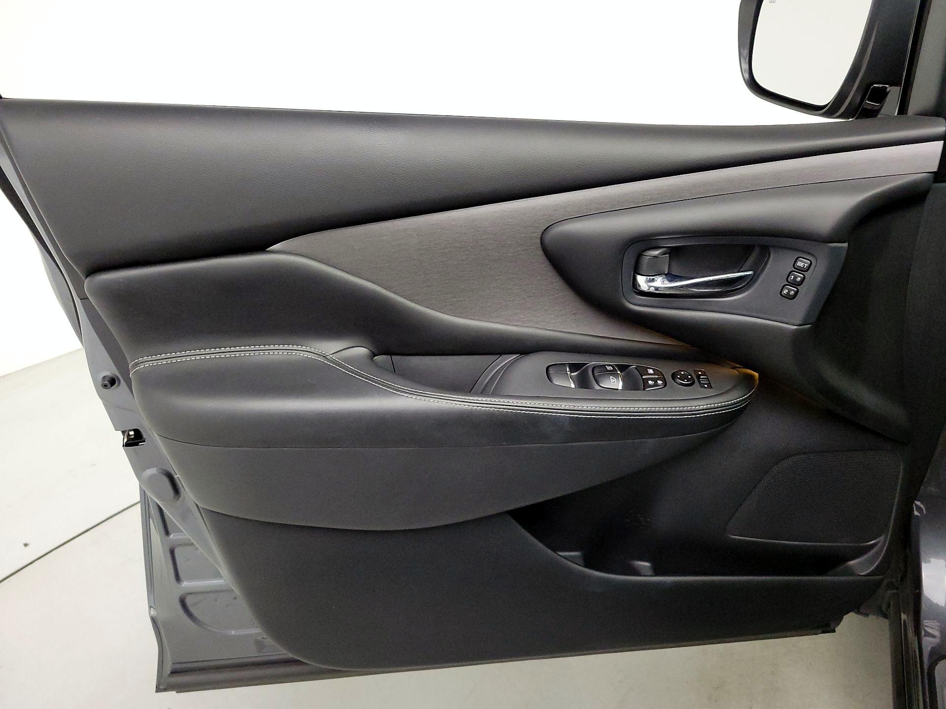 Thumbnail: 2020 Nissan Murano - 12