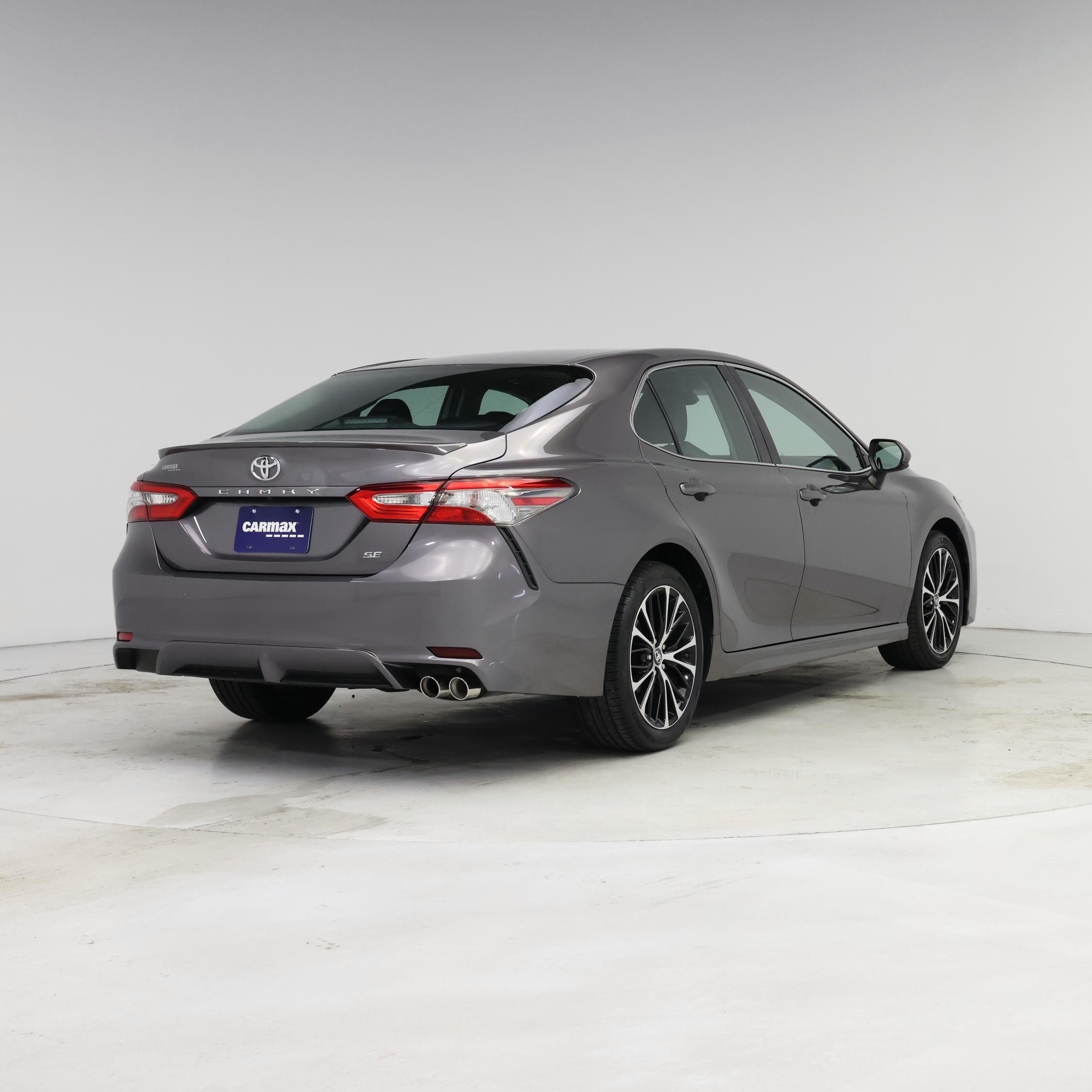 Thumbnail: 2018 Toyota Camry - 8