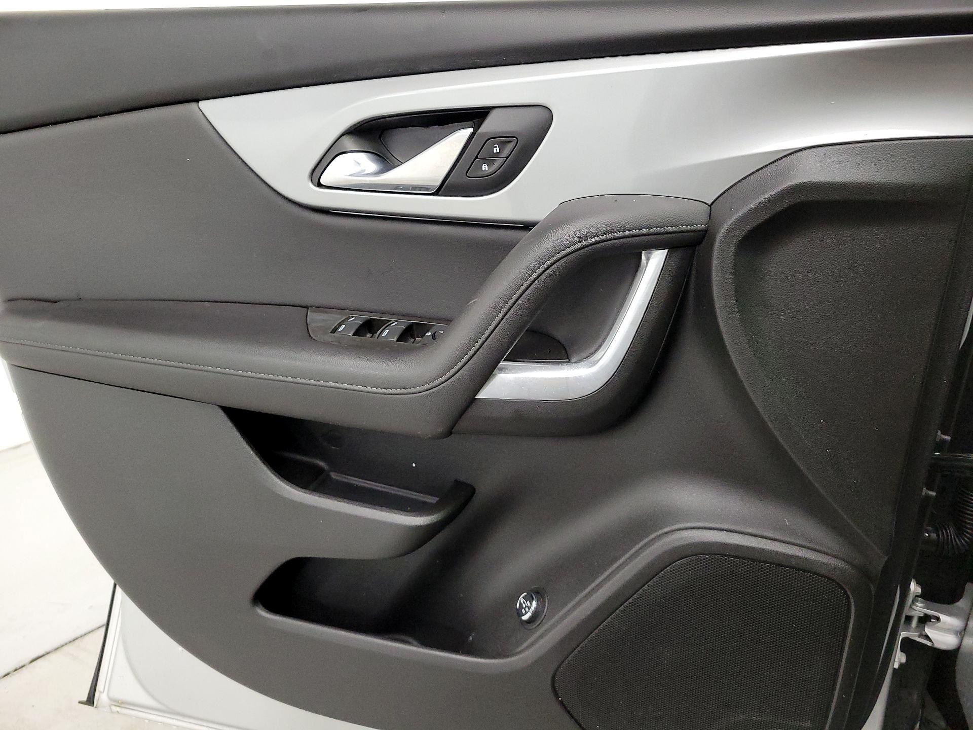 Thumbnail: 2020 Chevrolet Blazer - 12