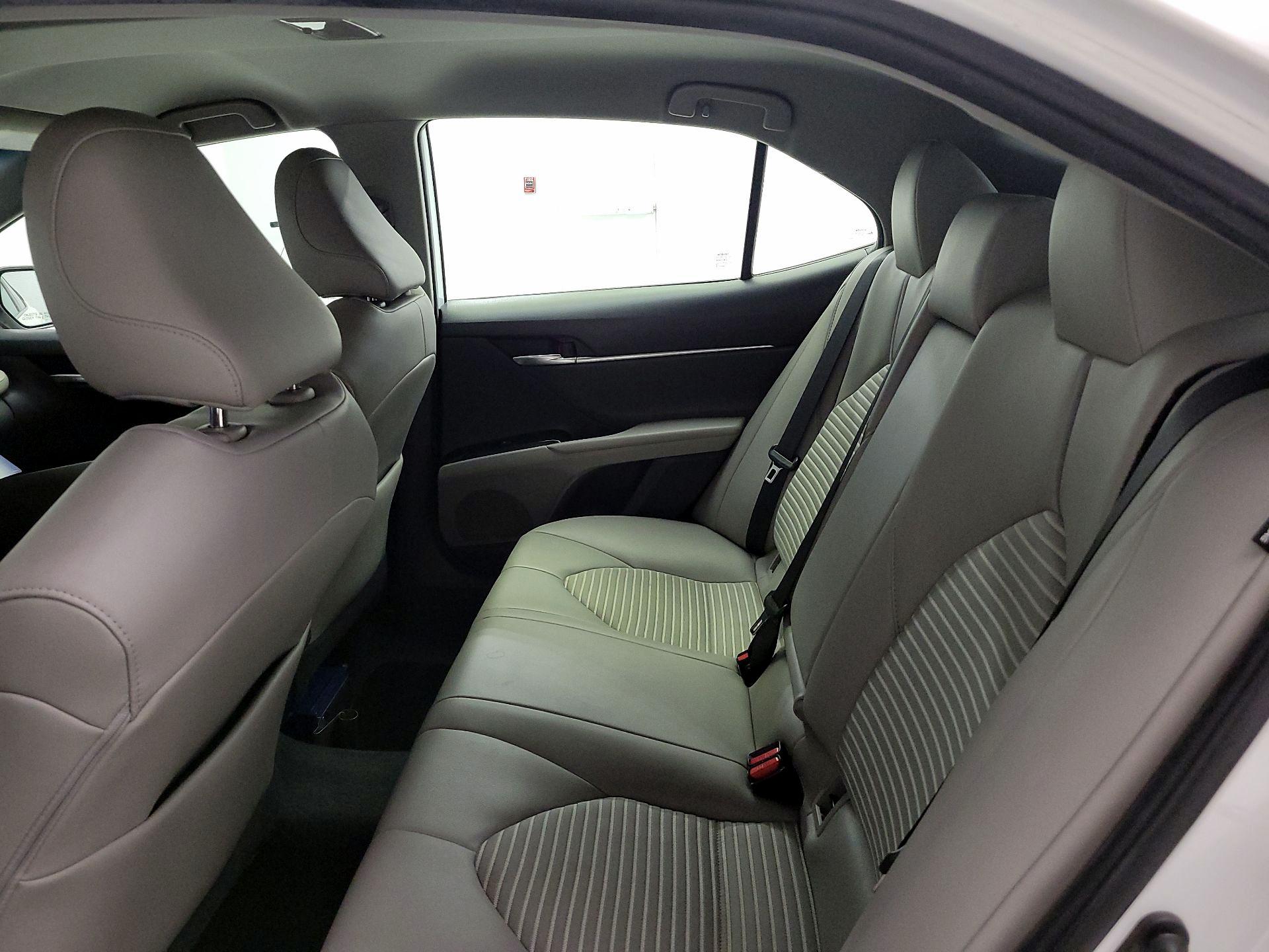 Thumbnail: 2020 Toyota Camry - 19