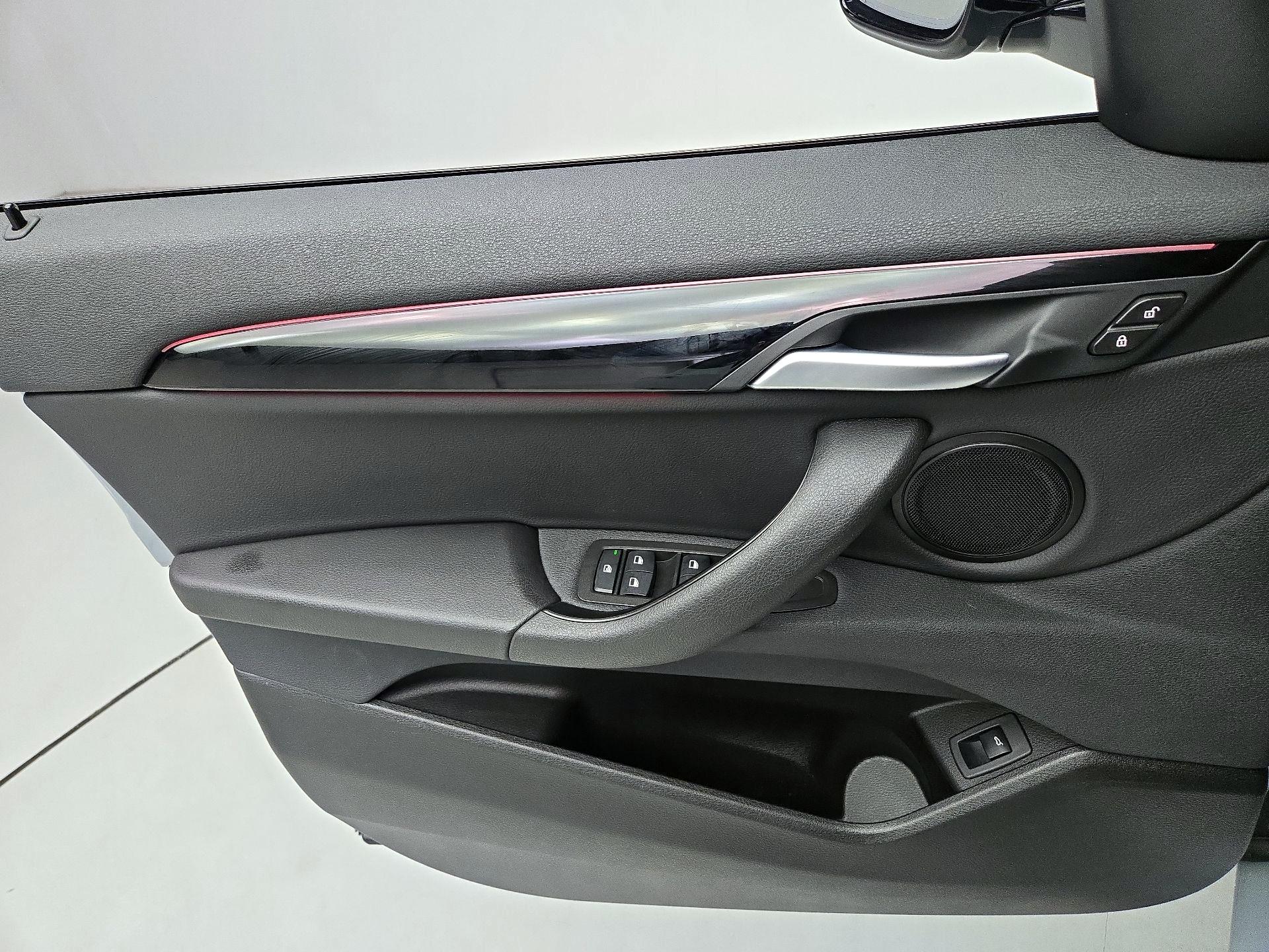 Thumbnail: 2023 BMW X2 - 12