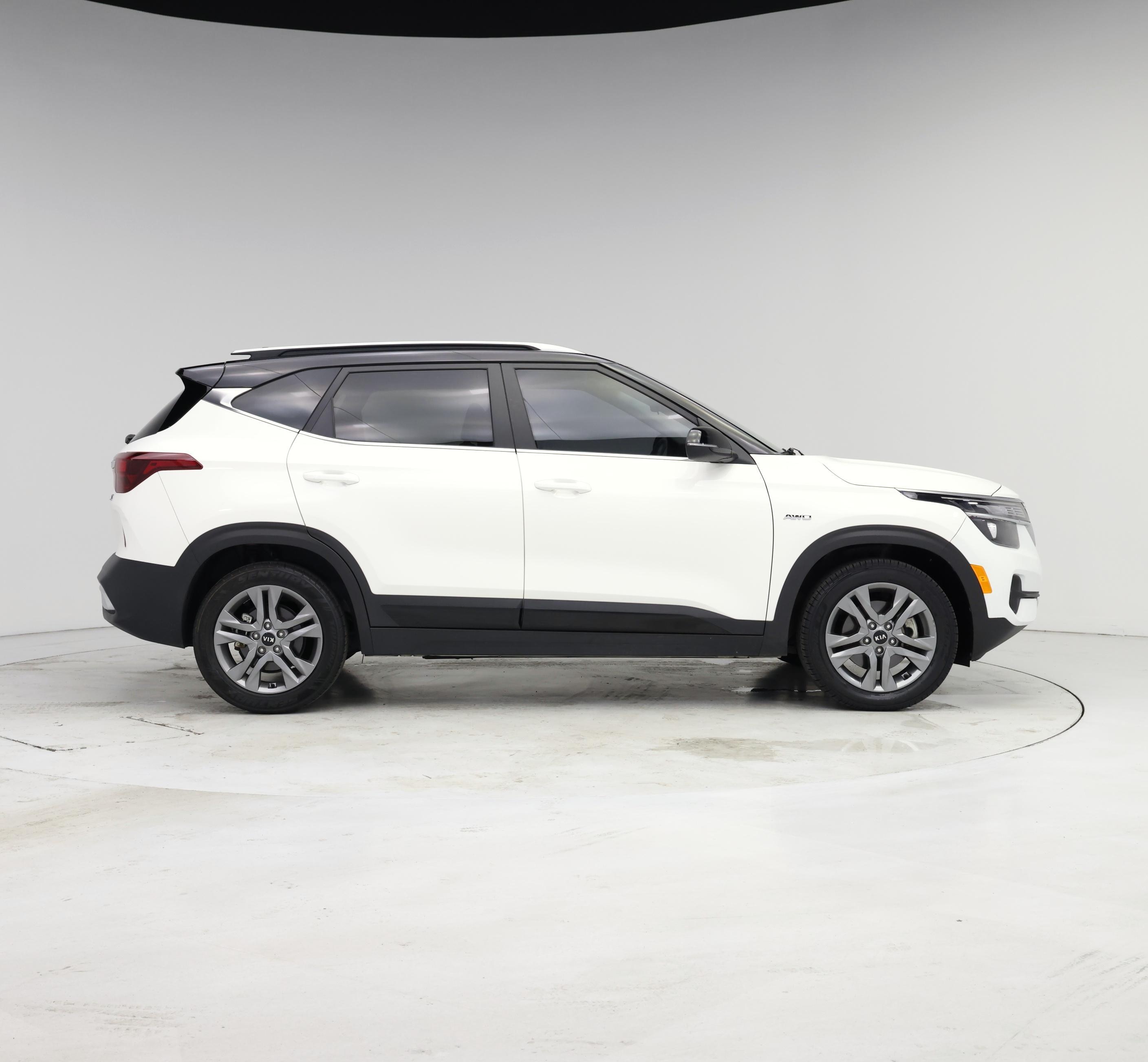 Thumbnail: 2021 Kia Seltos - 7