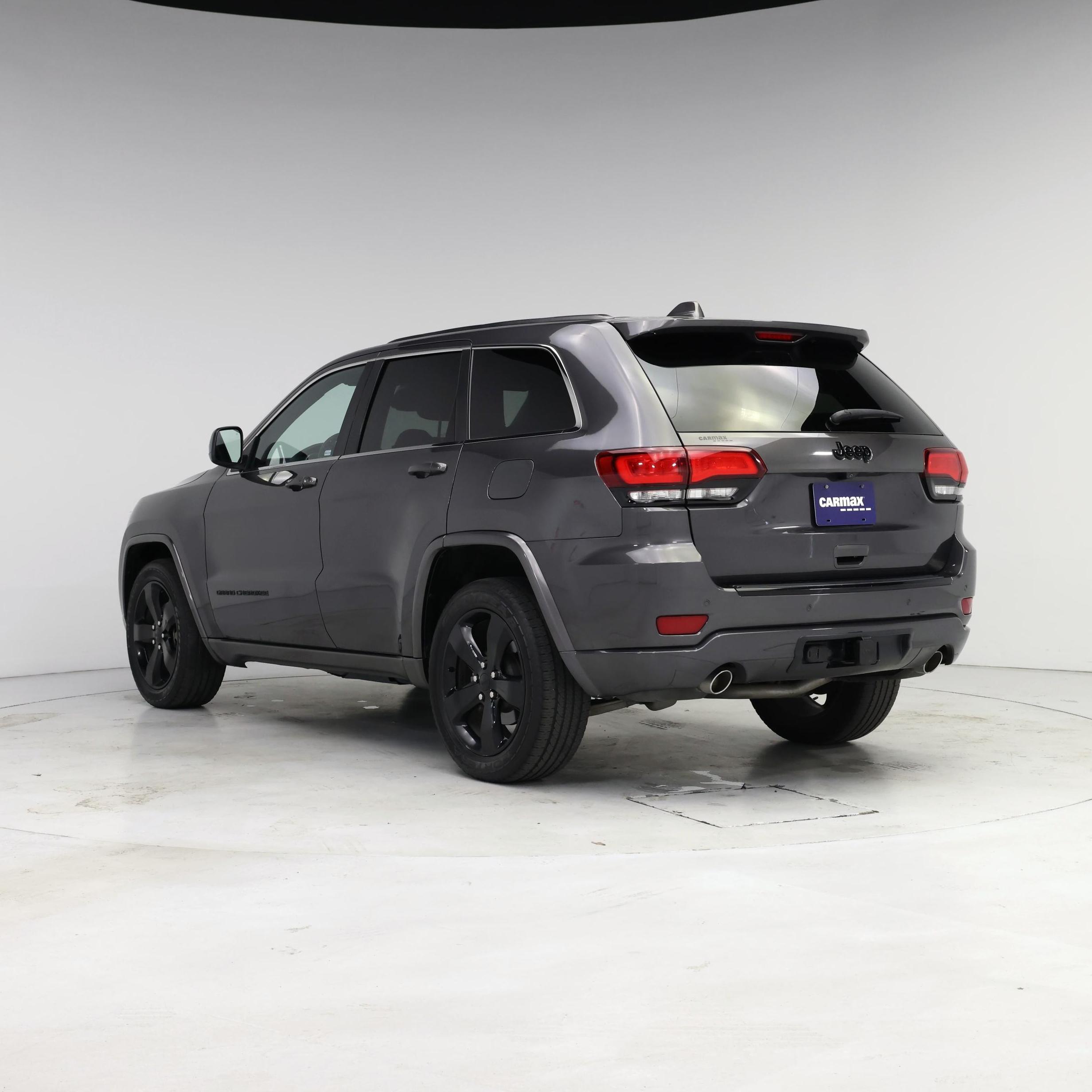 Thumbnail: 2015 Jeep Grand Cherokee - 2
