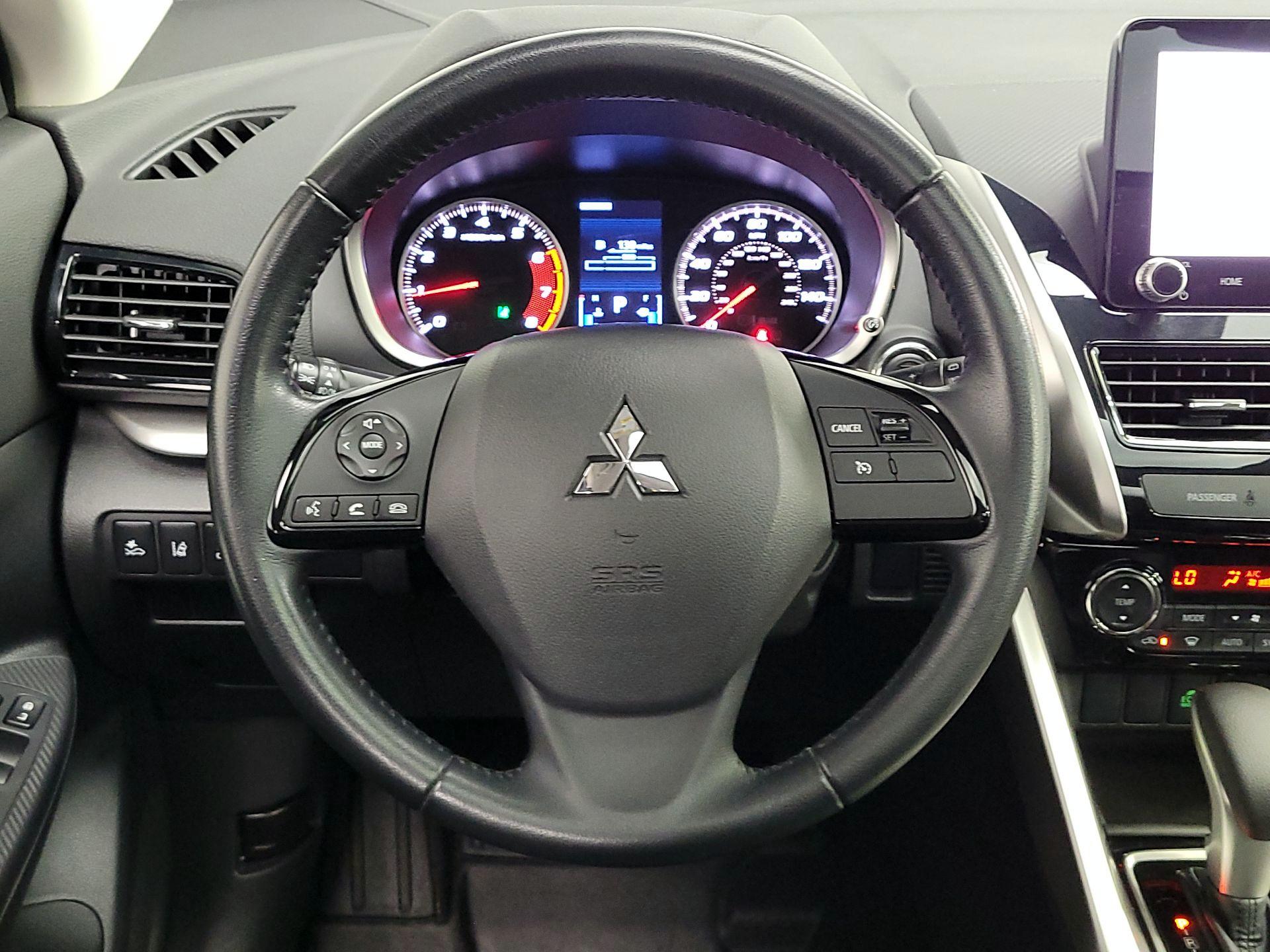 Thumbnail: 2022 Mitsubishi Eclipse Cross - 10
