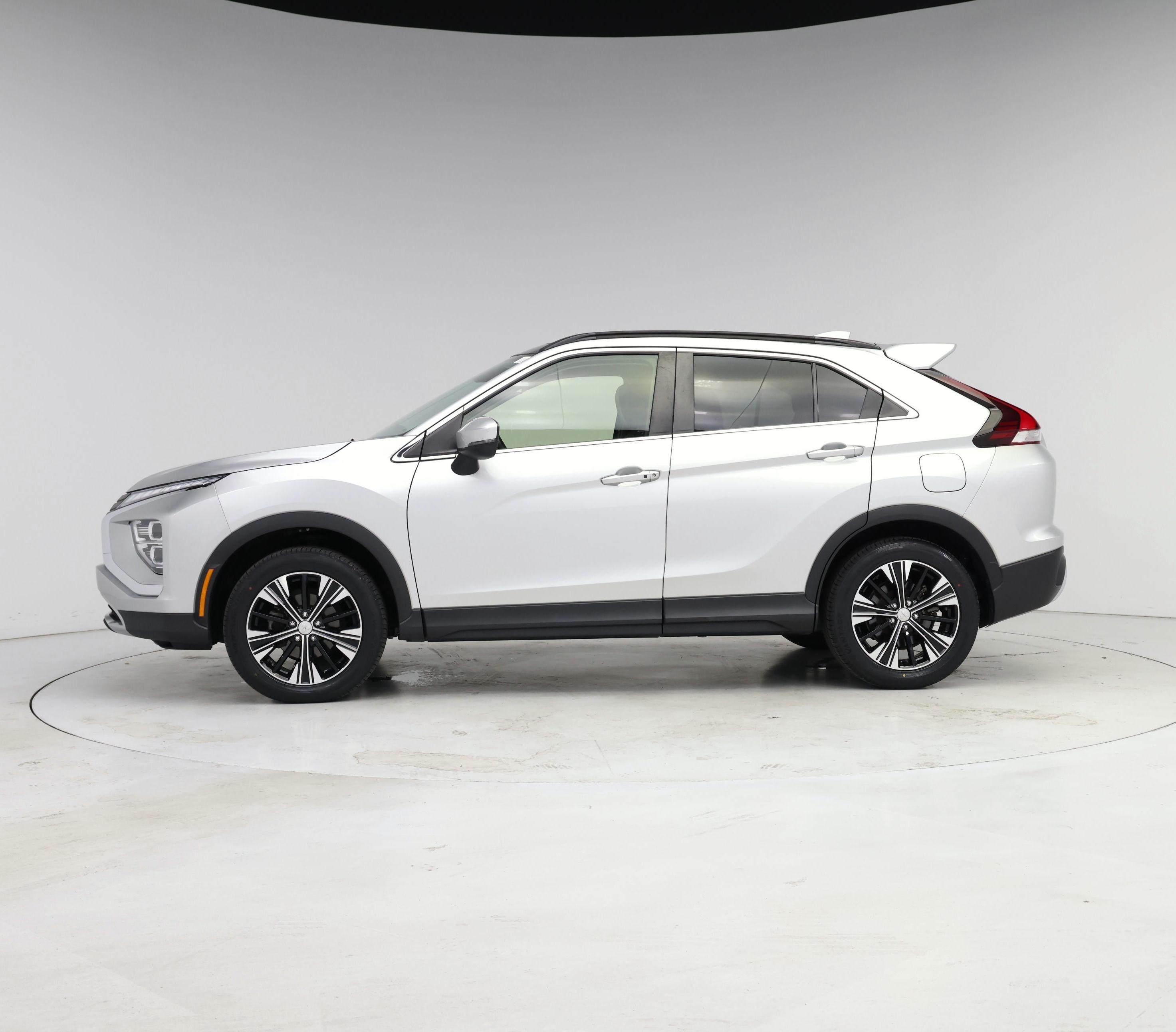 Thumbnail: 2022 Mitsubishi Eclipse Cross - 3