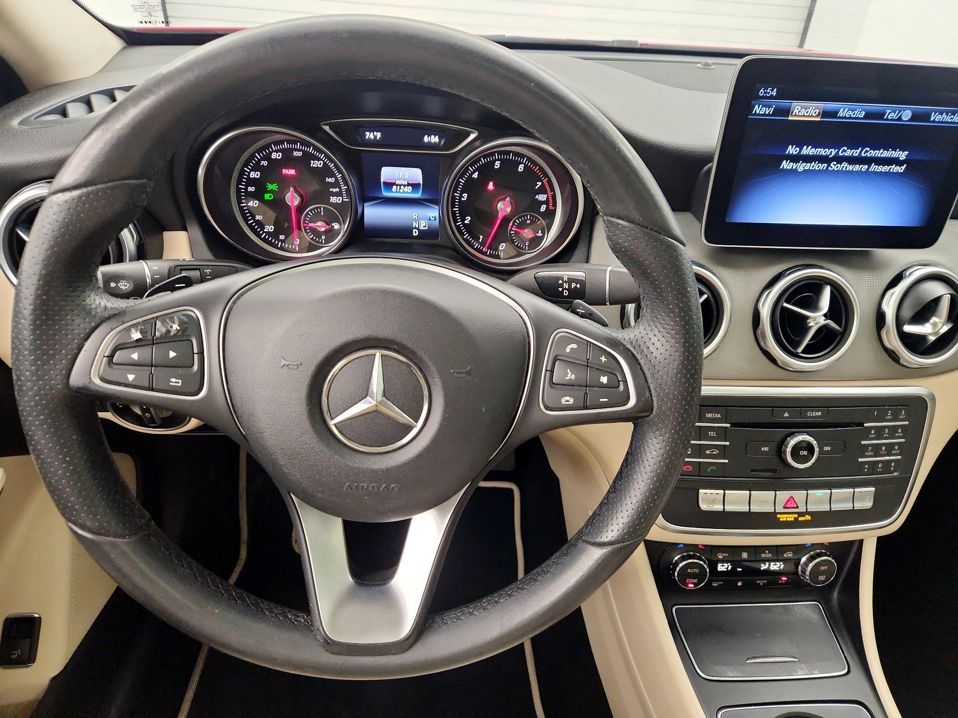 Thumbnail: 2018 Mercedes-Benz GLA - 10