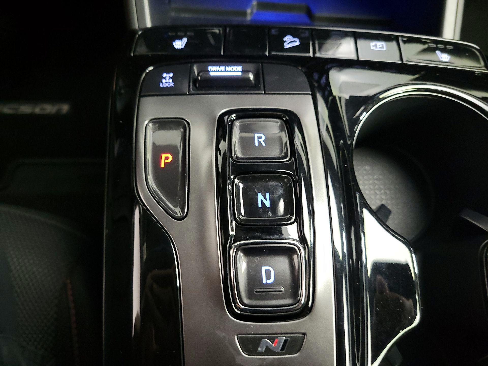 Thumbnail: 2024 Hyundai Tucson - 18