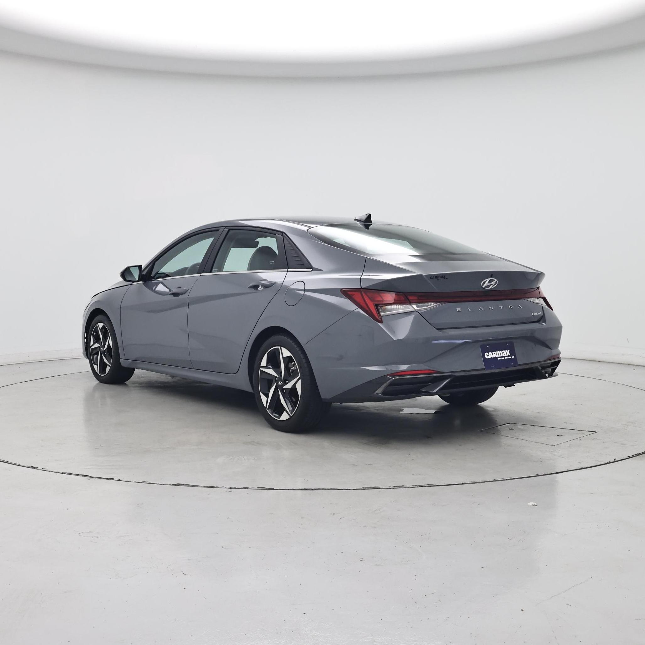Thumbnail: 2022 Hyundai Elantra - 2
