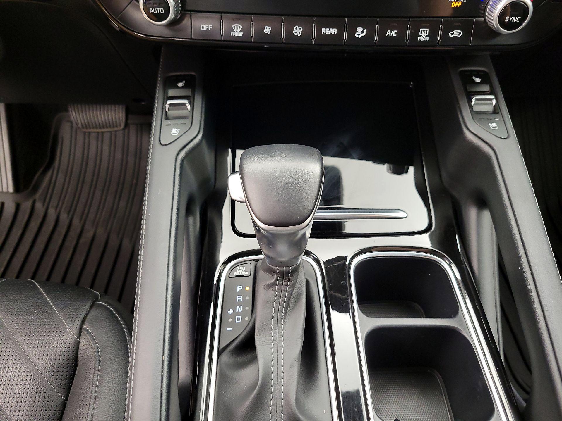 Thumbnail: 2023 Kia Telluride - 18