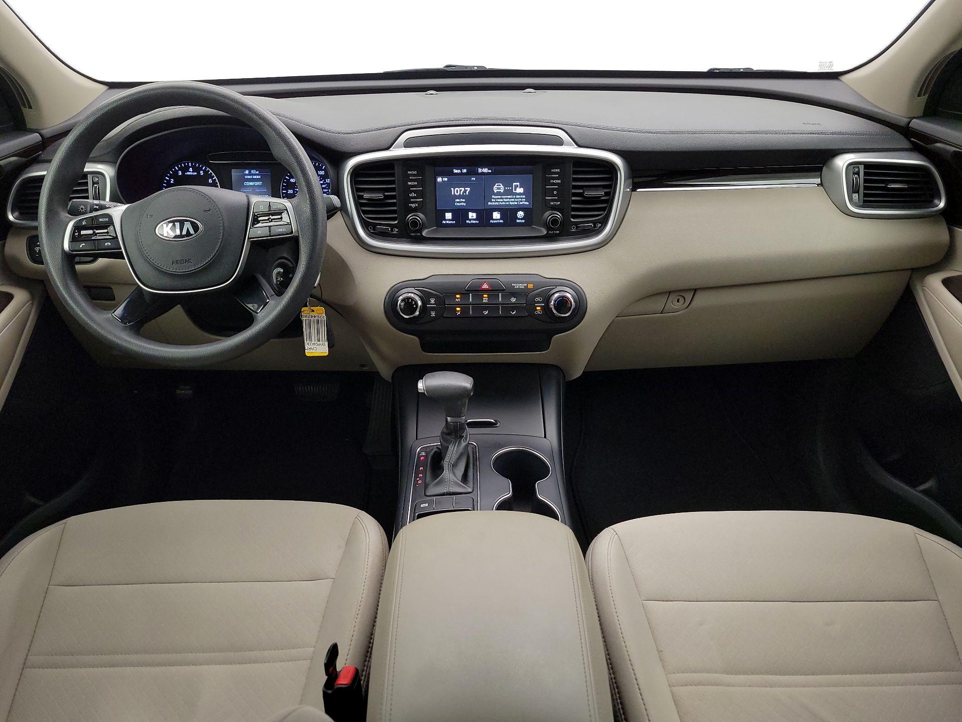 Thumbnail: 2019 Kia Sorento - 9