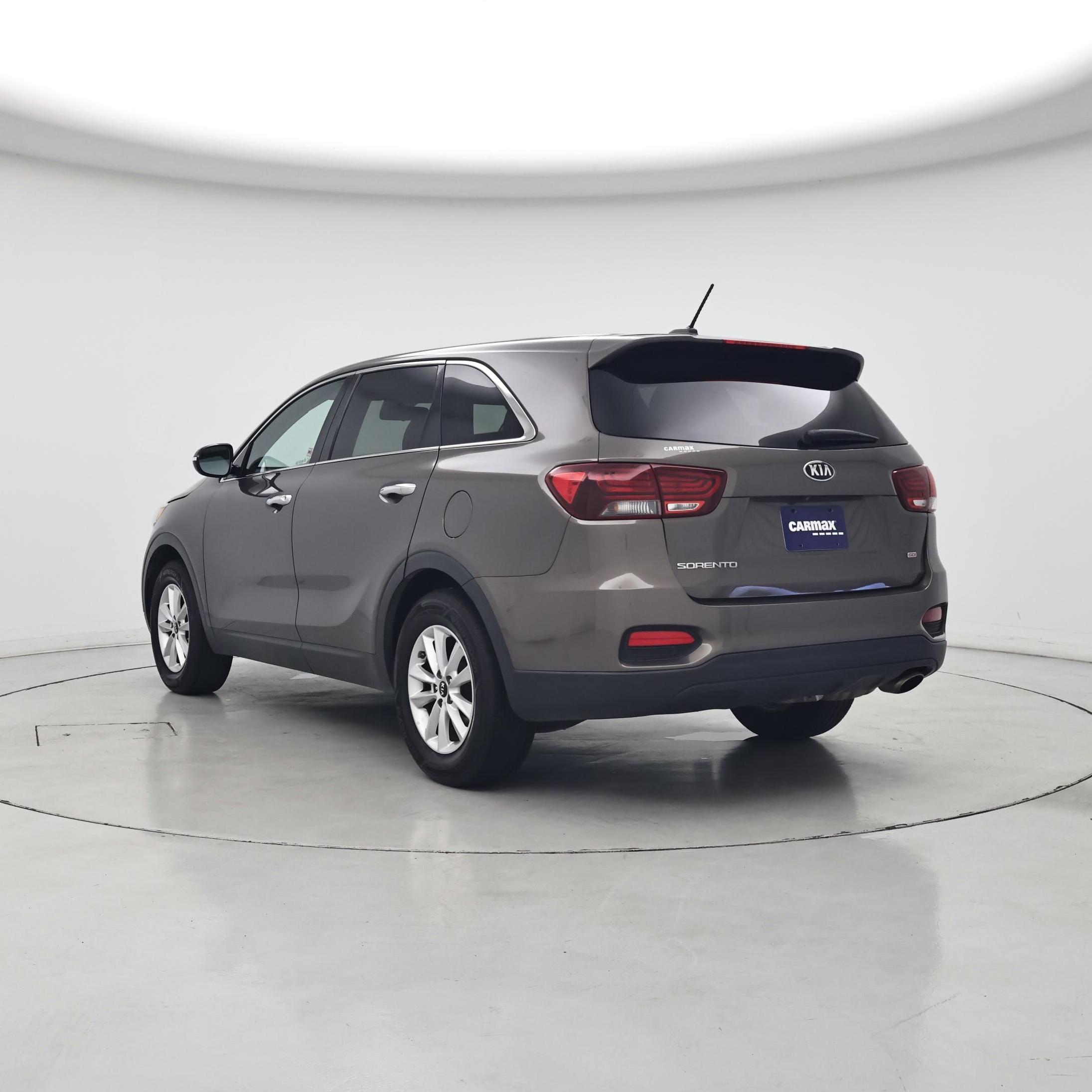Thumbnail: 2019 Kia Sorento - 2