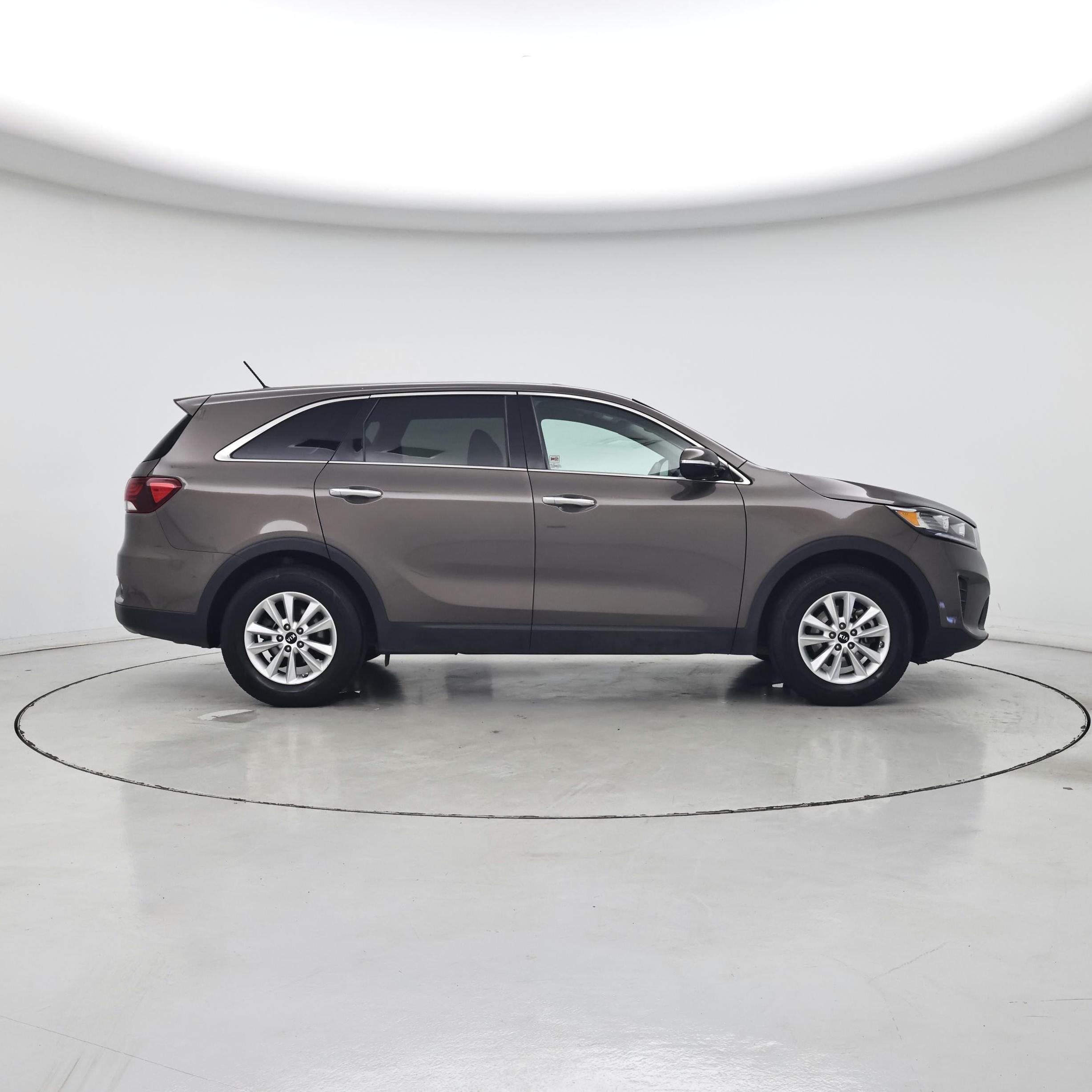 Thumbnail: 2019 Kia Sorento - 7