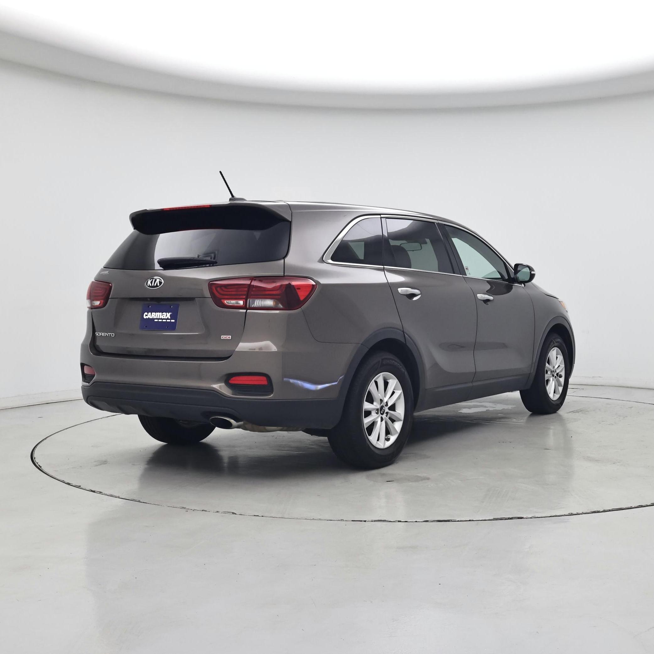 Thumbnail: 2019 Kia Sorento - 8