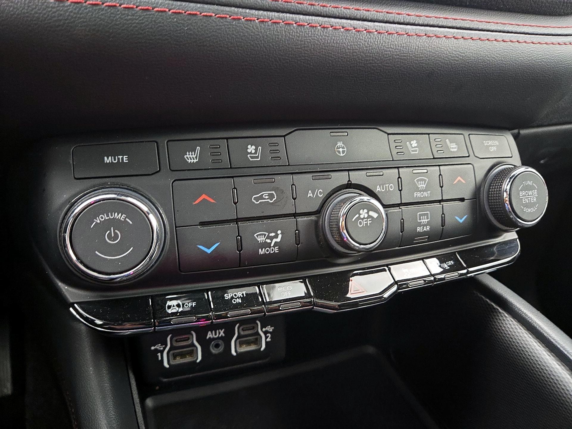 Thumbnail: 2023 Dodge Durango - 17