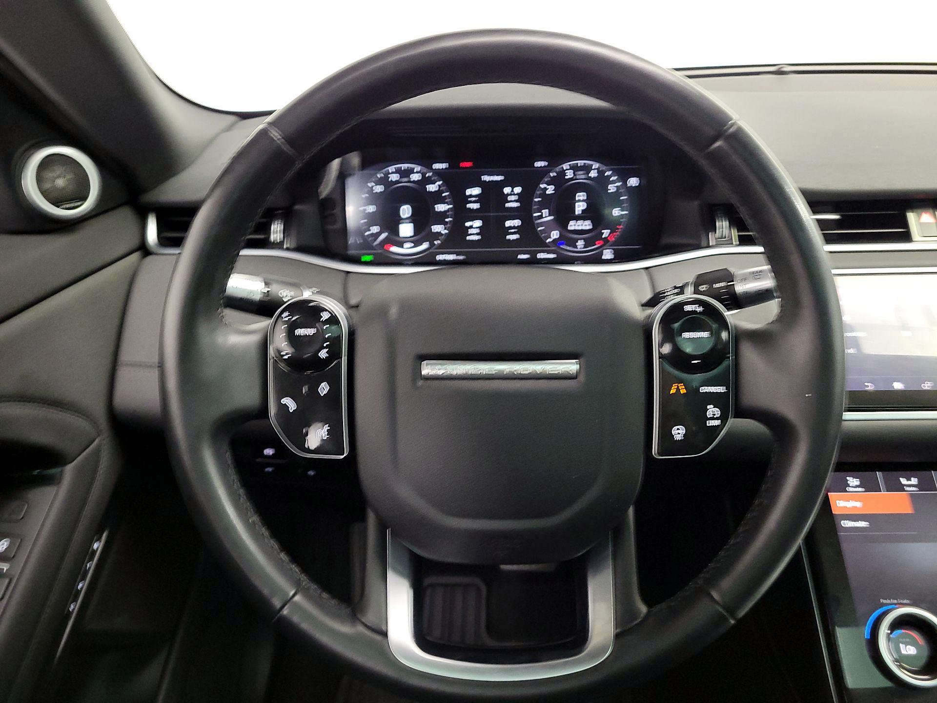 Thumbnail: 2020 Land Rover Range Rover Evoque - 10