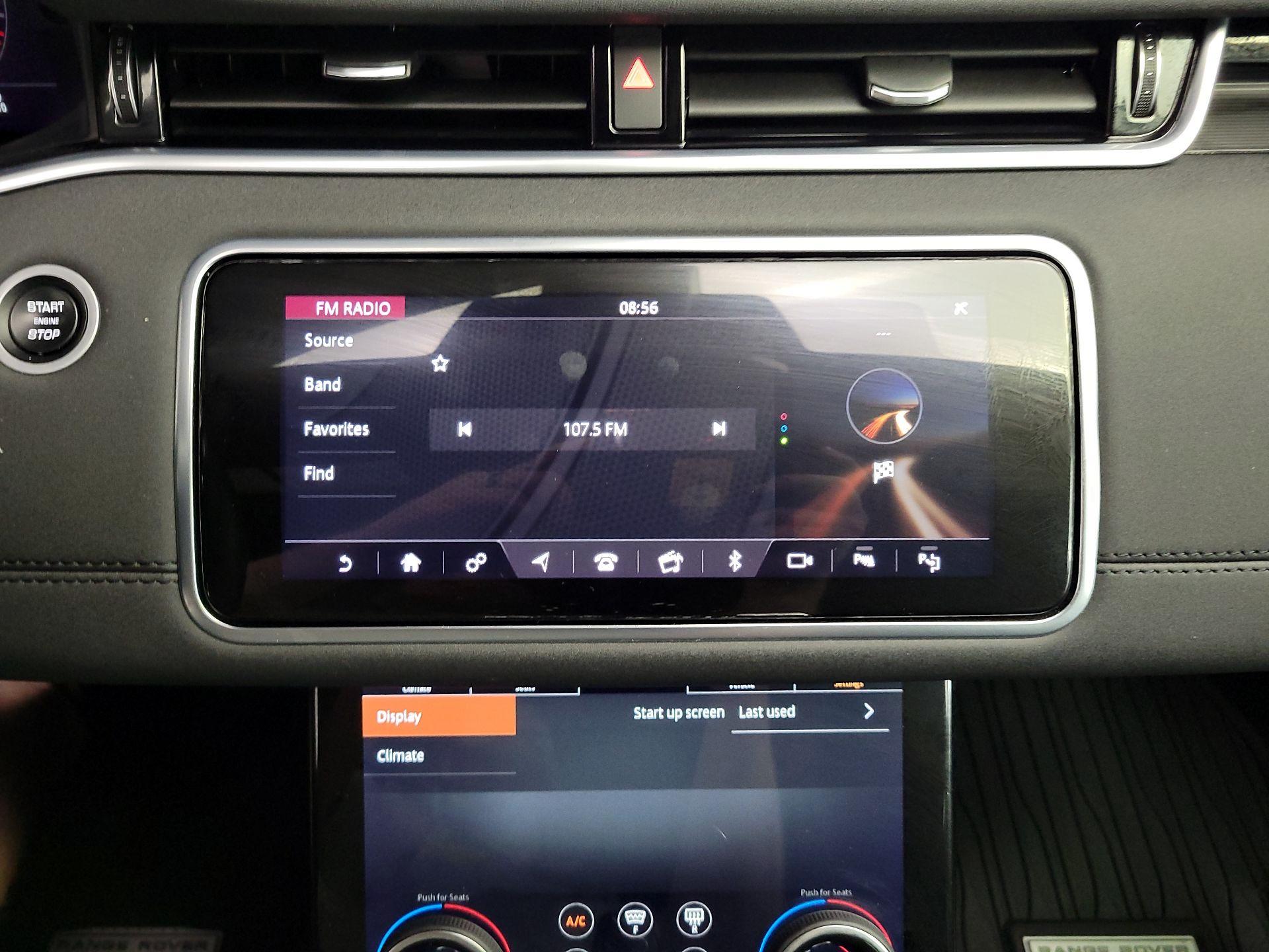Thumbnail: 2020 Land Rover Range Rover Evoque - 16