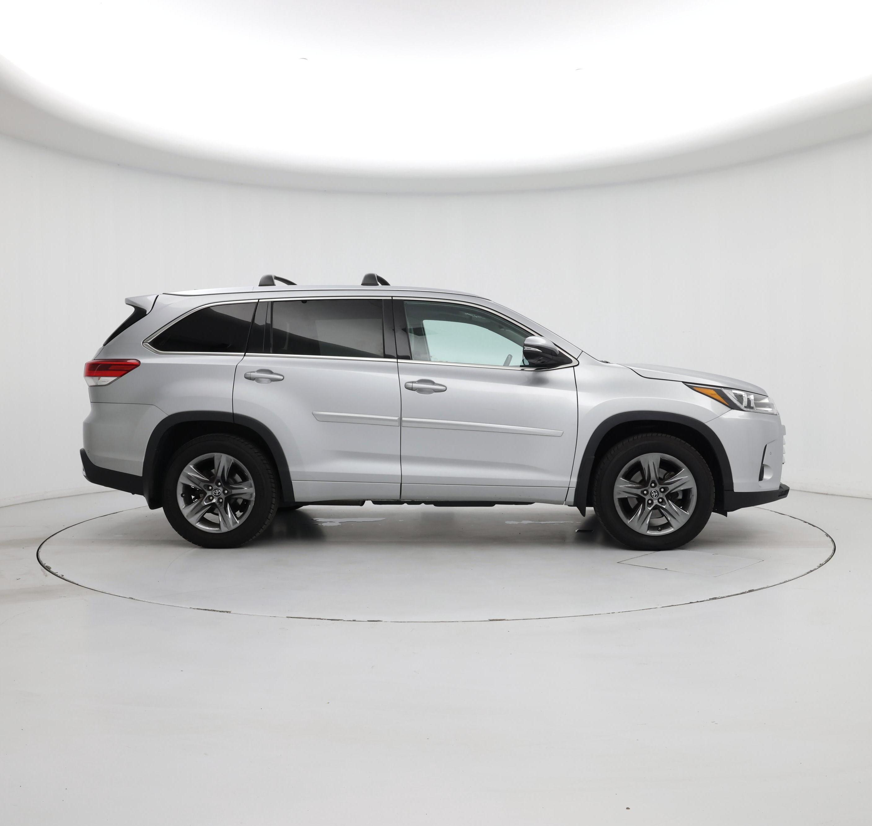 Thumbnail: 2018 Toyota Highlander - 7