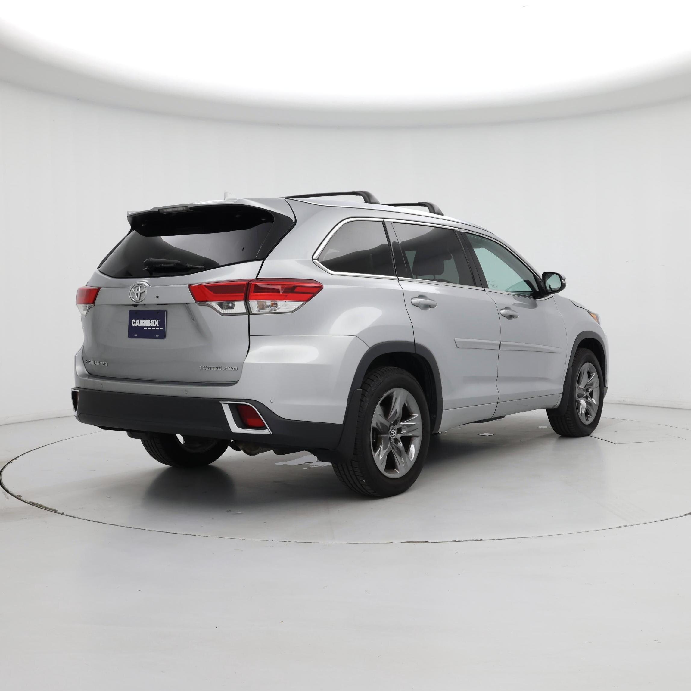 Thumbnail: 2018 Toyota Highlander - 8